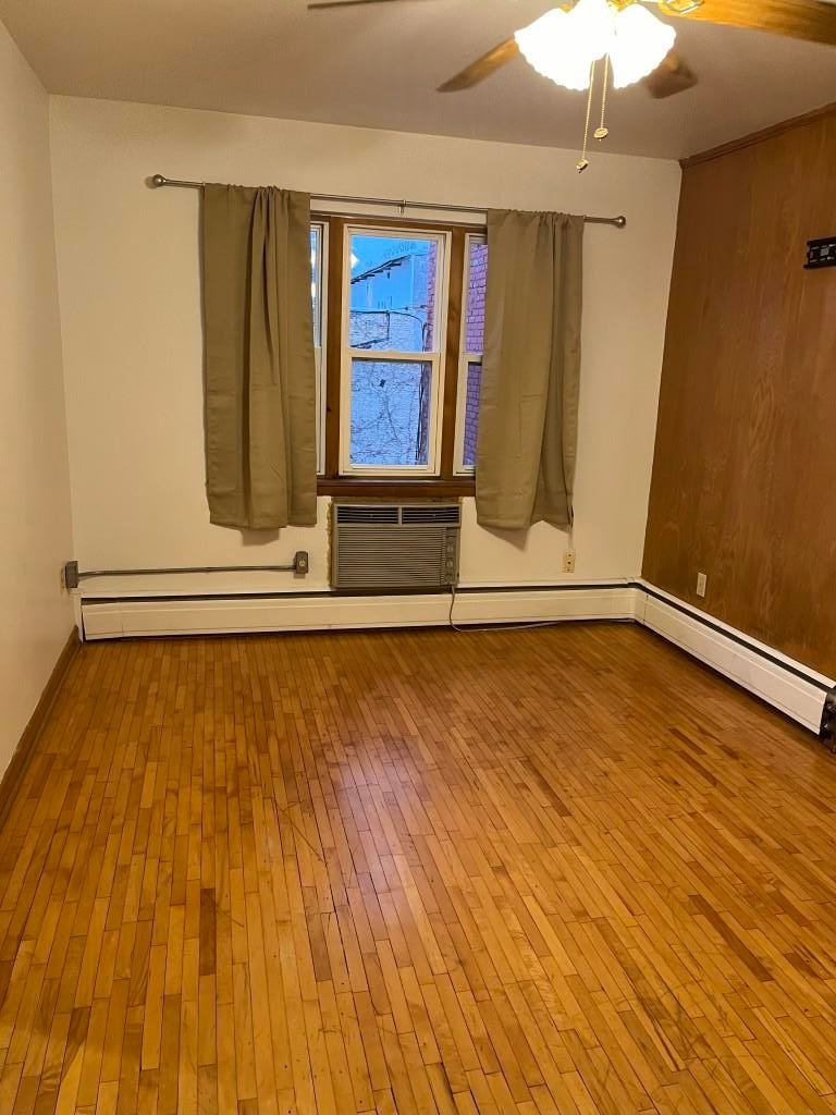 135 W Huron Street Property Photo 42