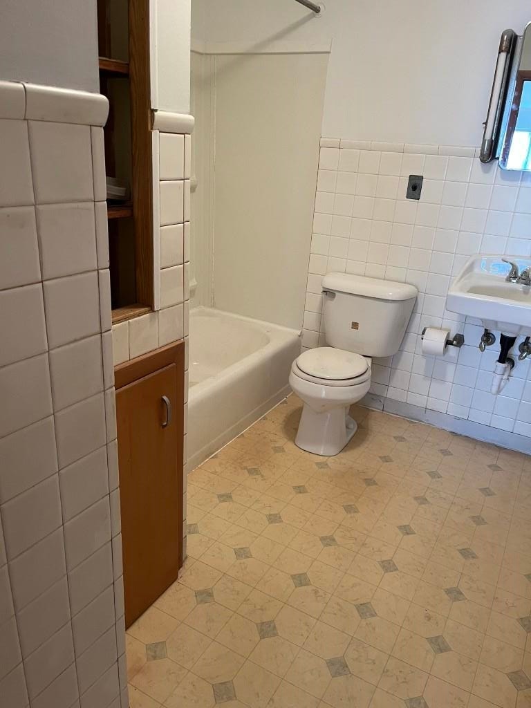 135 W Huron Street Property Photo 53