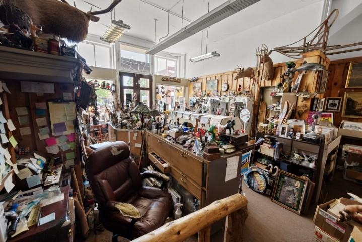 151 W Huron Street Property Photo 10