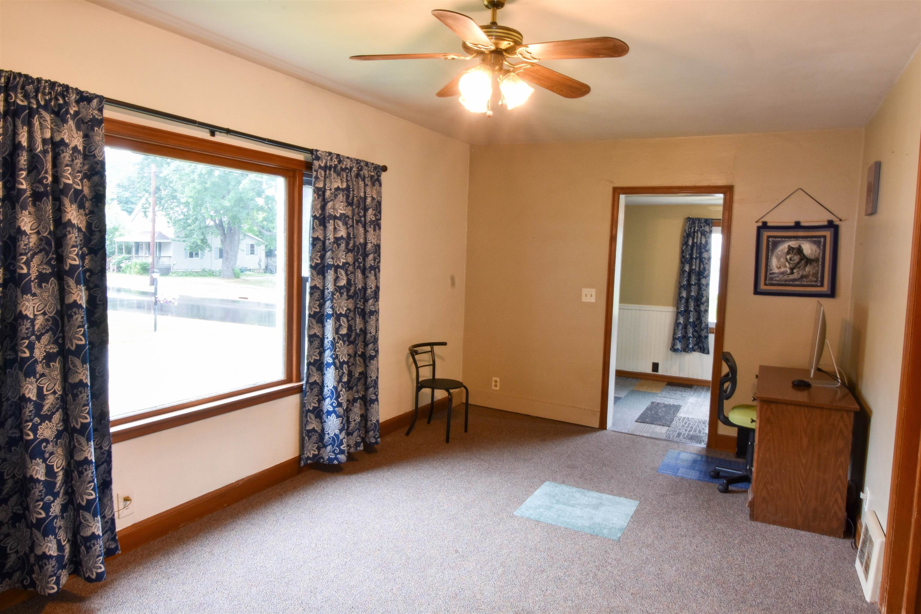 350 Plover Street Property Photo 5
