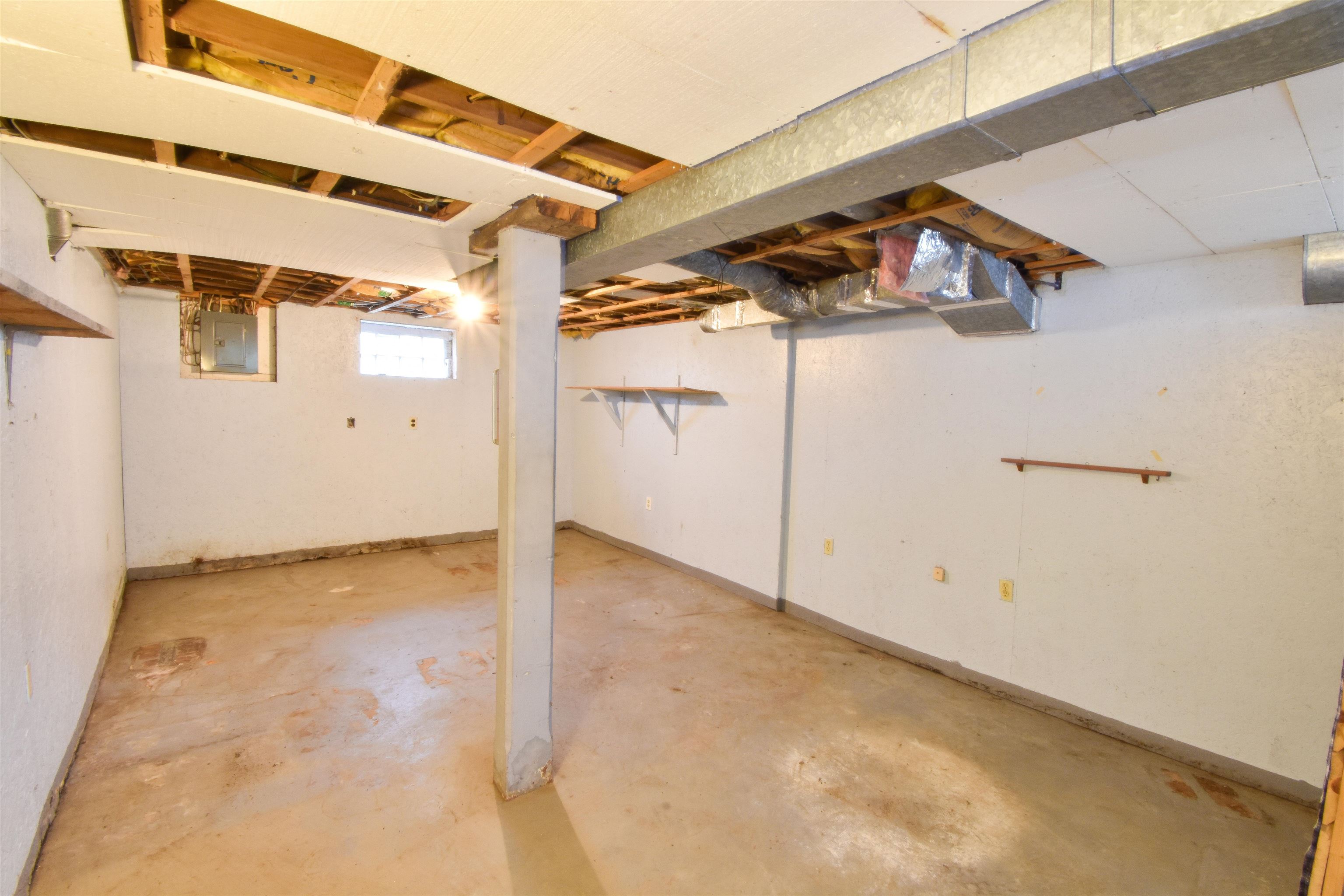 350 Plover Street Property Photo 16