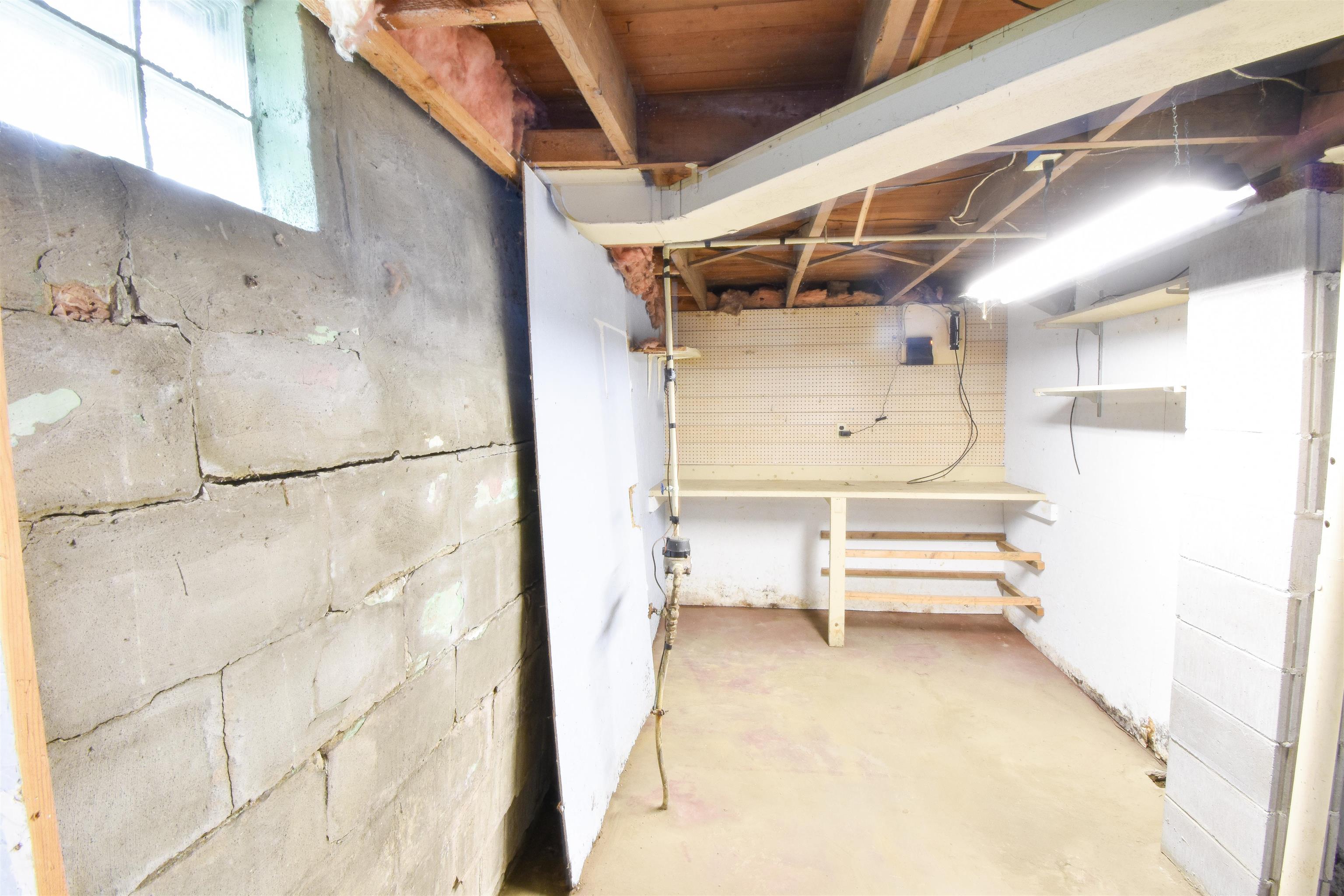 350 Plover Street Property Photo 18