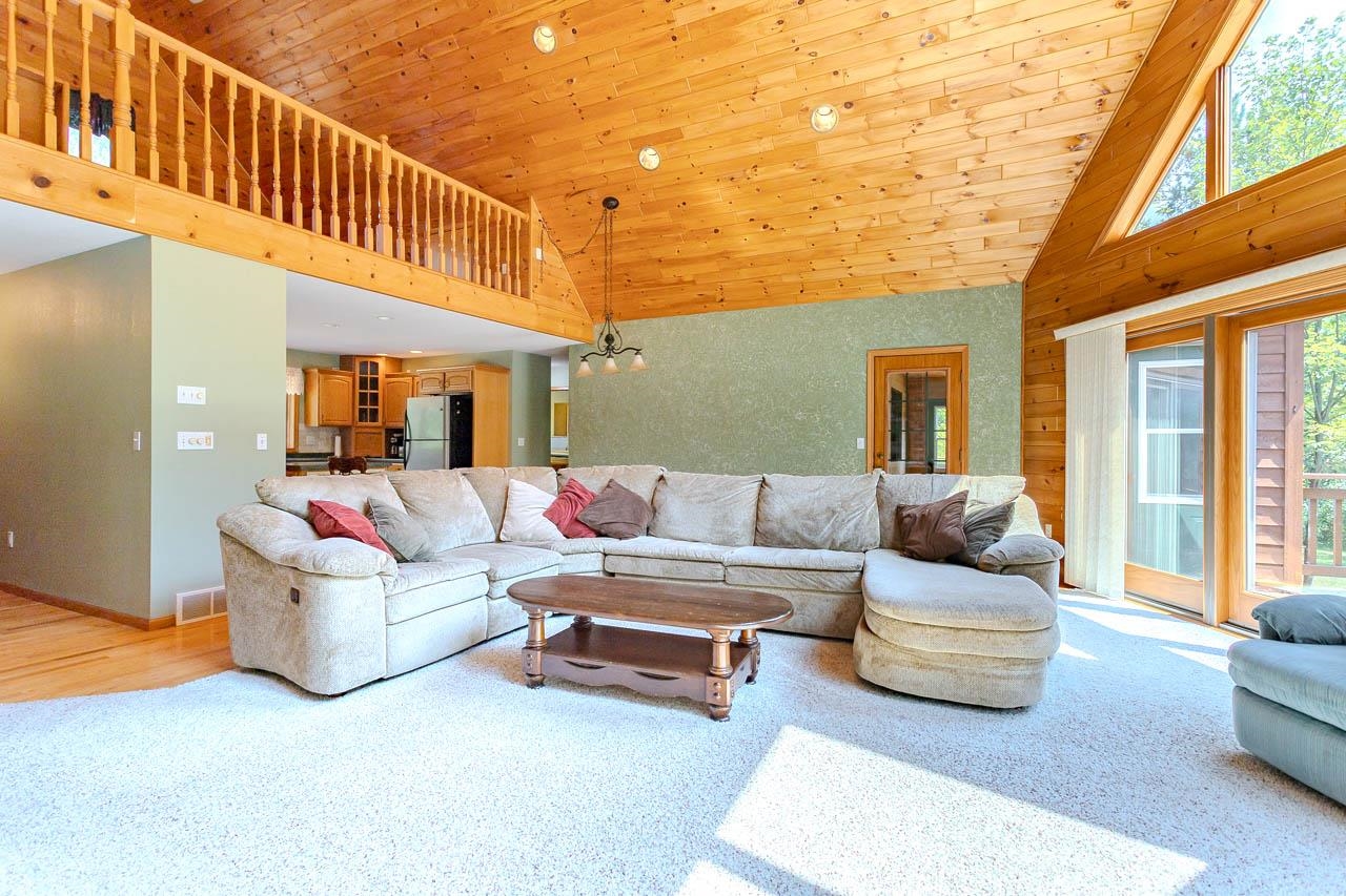 1904 Lea Road Property Photo 6