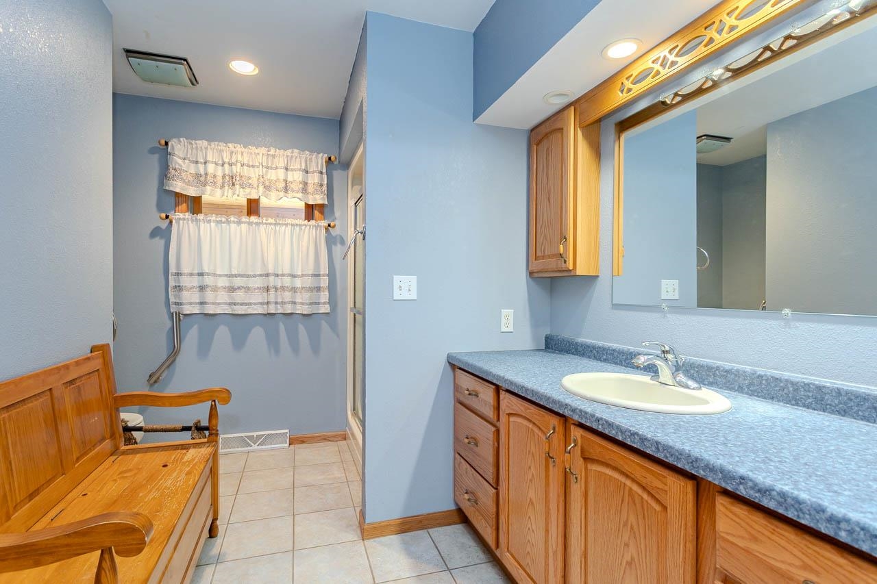1904 Lea Road Property Photo 21