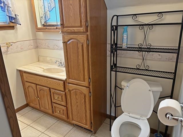 105 N Hendren Avenue Property Photo 9