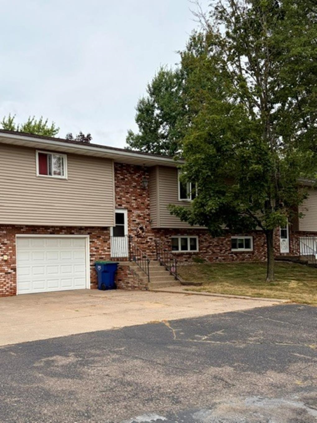 6002 Eric Street Property Photo 1