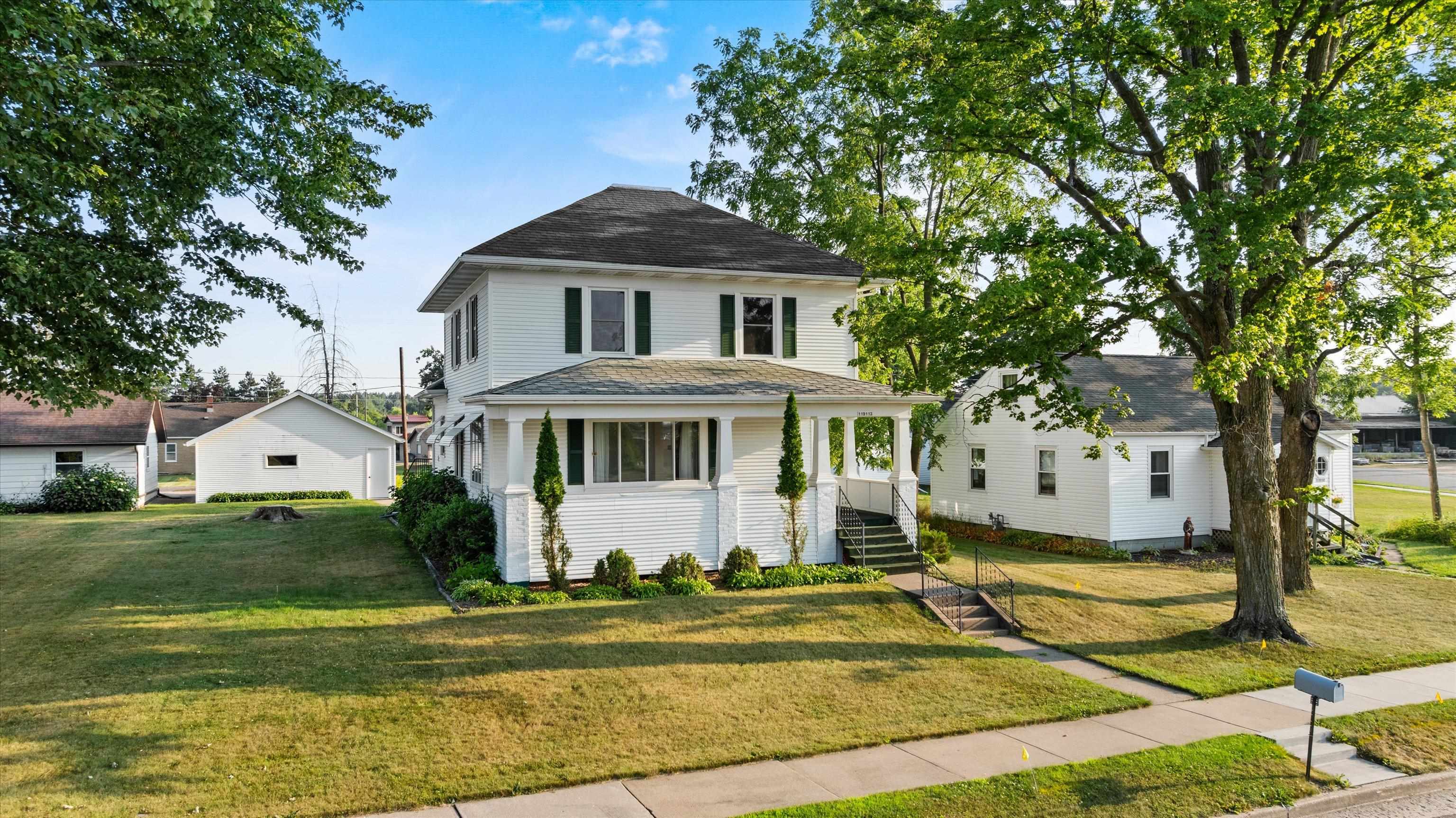119113 Larch Street Property Photo 32