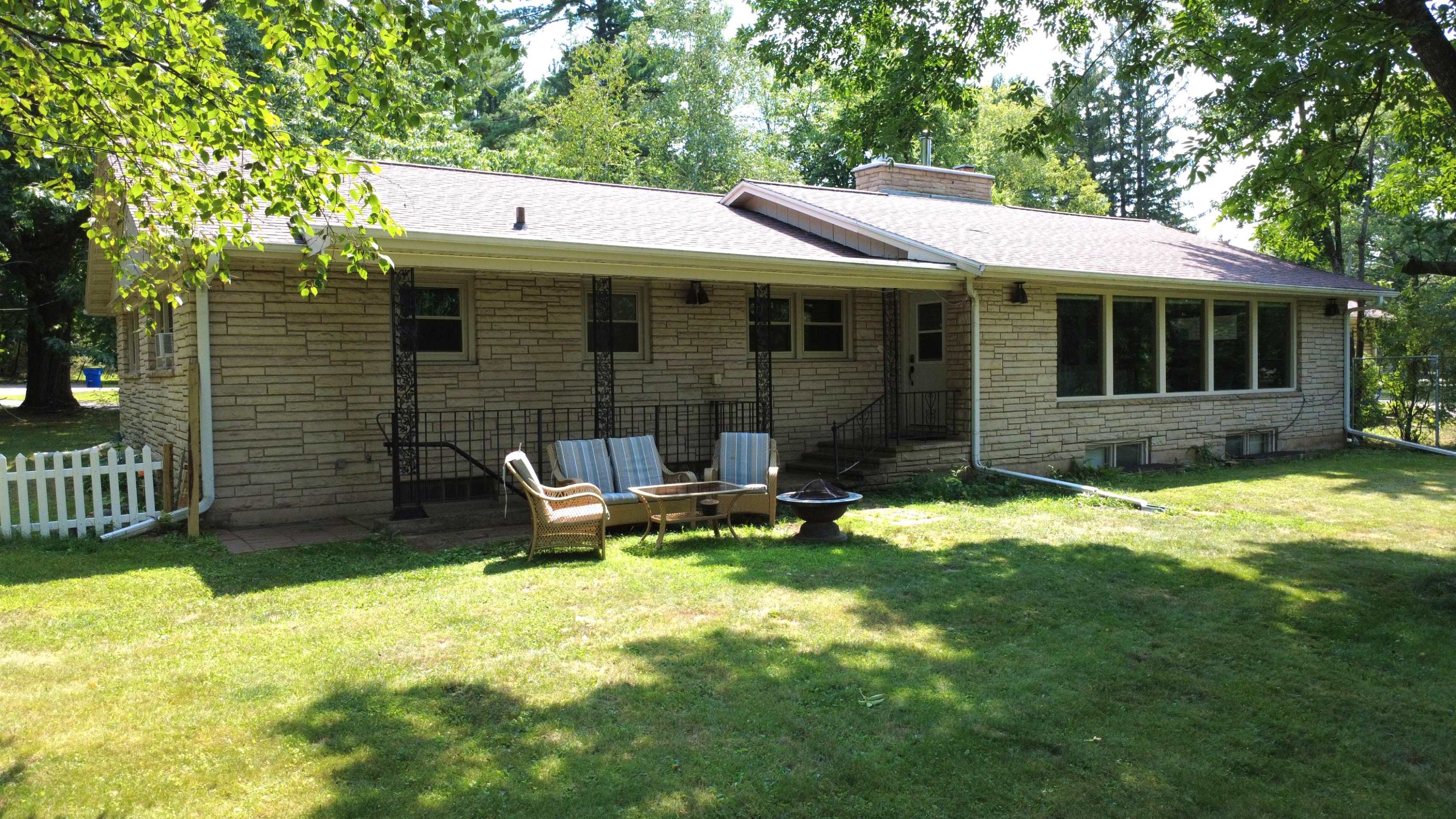 700 E Riverside Avenue Property Photo 54