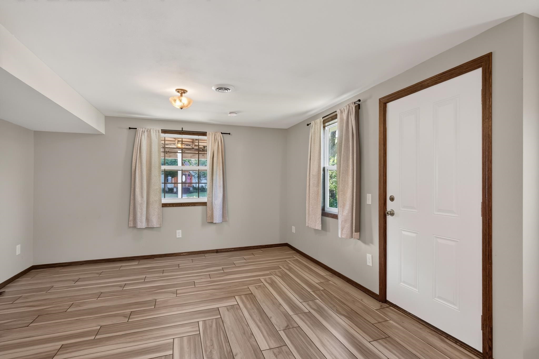 211 16th Street North Property Photo 12