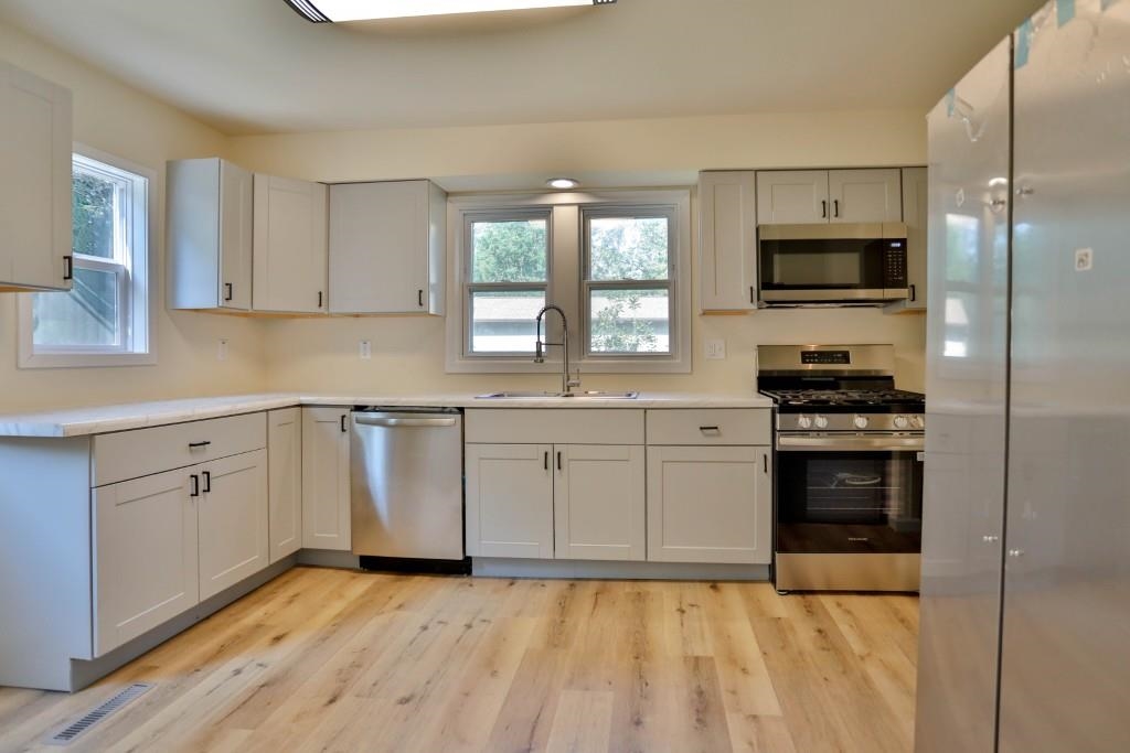 317 Imm Street Property Photo 8