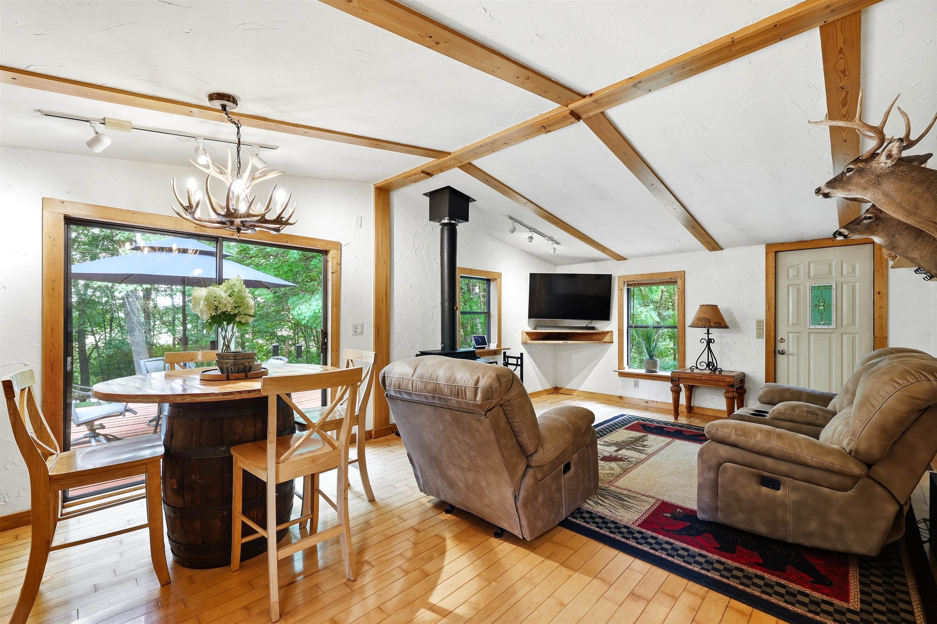 10264 State Highway 161 Property Photo 10