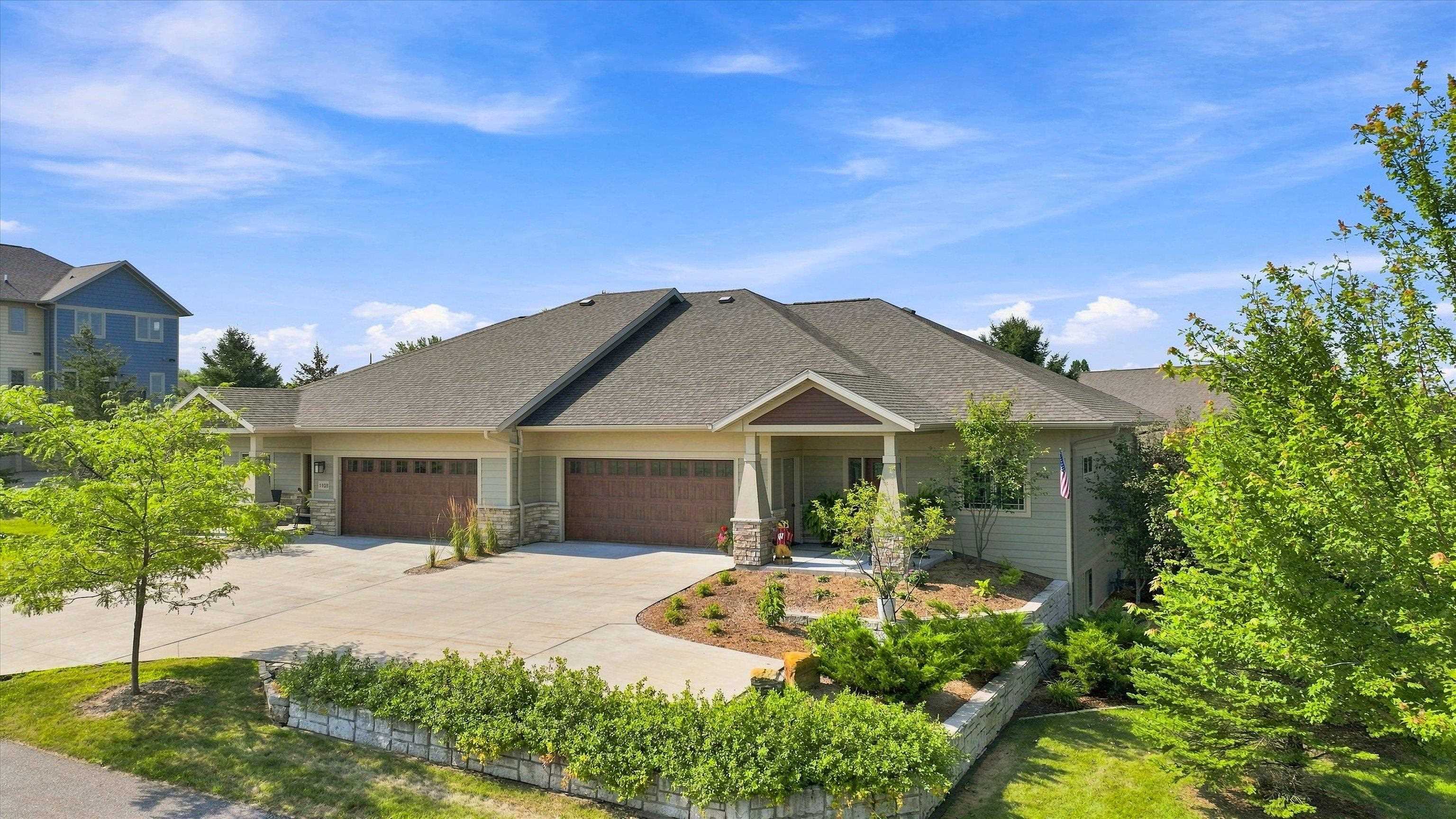 1110 Wildflower Drive Property Photo 3