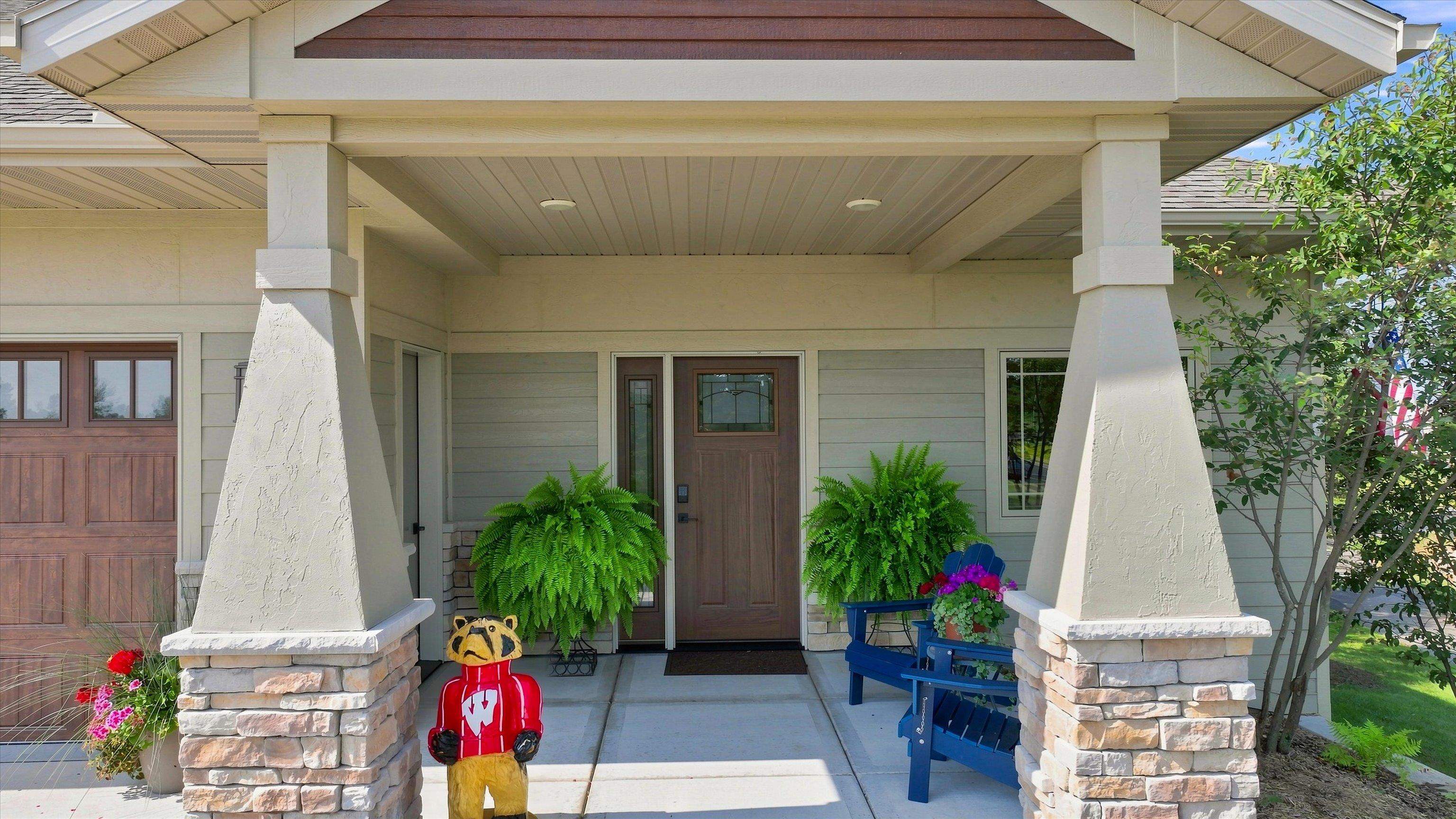 1110 Wildflower Drive Property Photo 5
