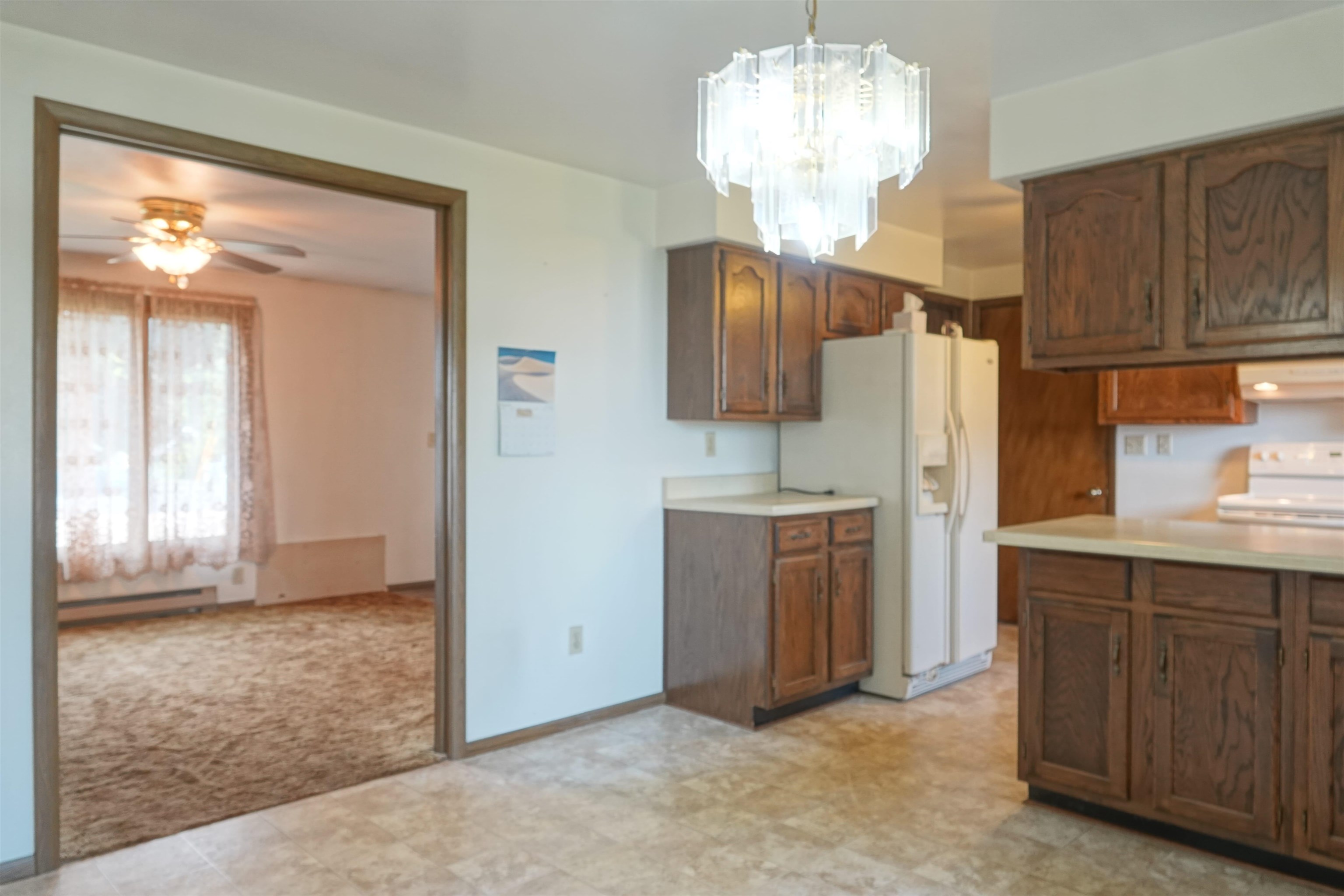 406 E Pine Street Property Photo 5