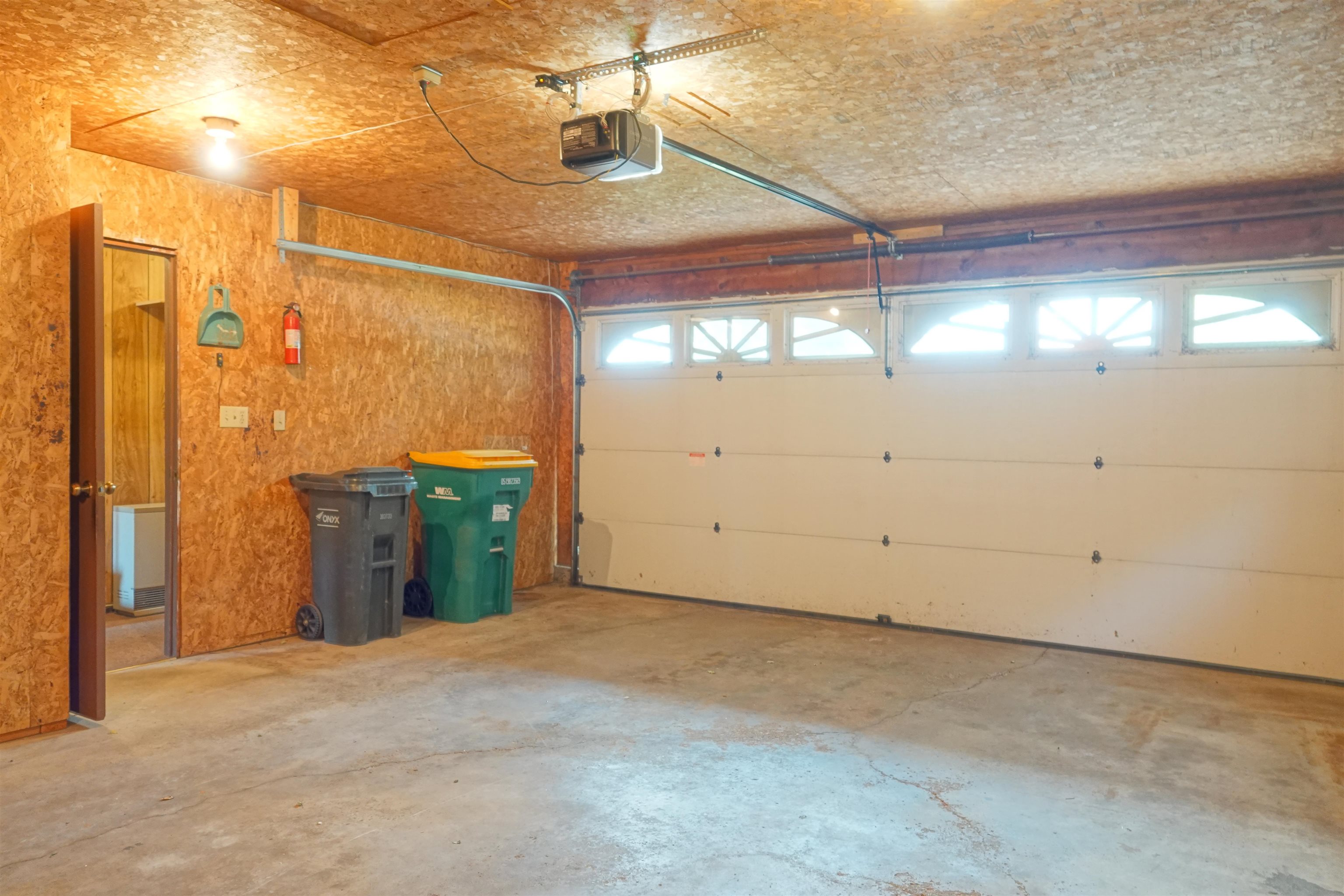 406 E Pine Street Property Photo 15