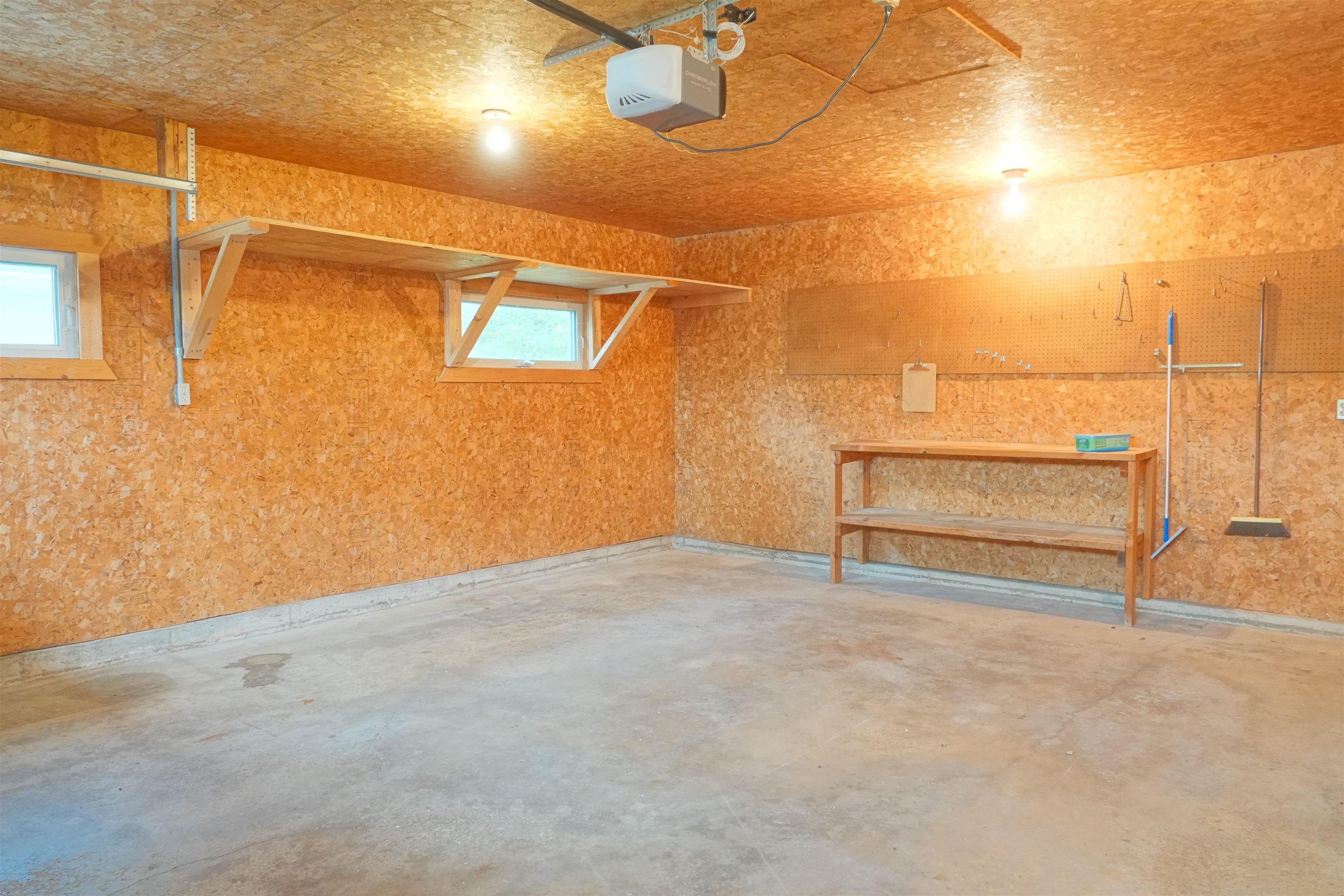 406 E Pine Street Property Photo 16