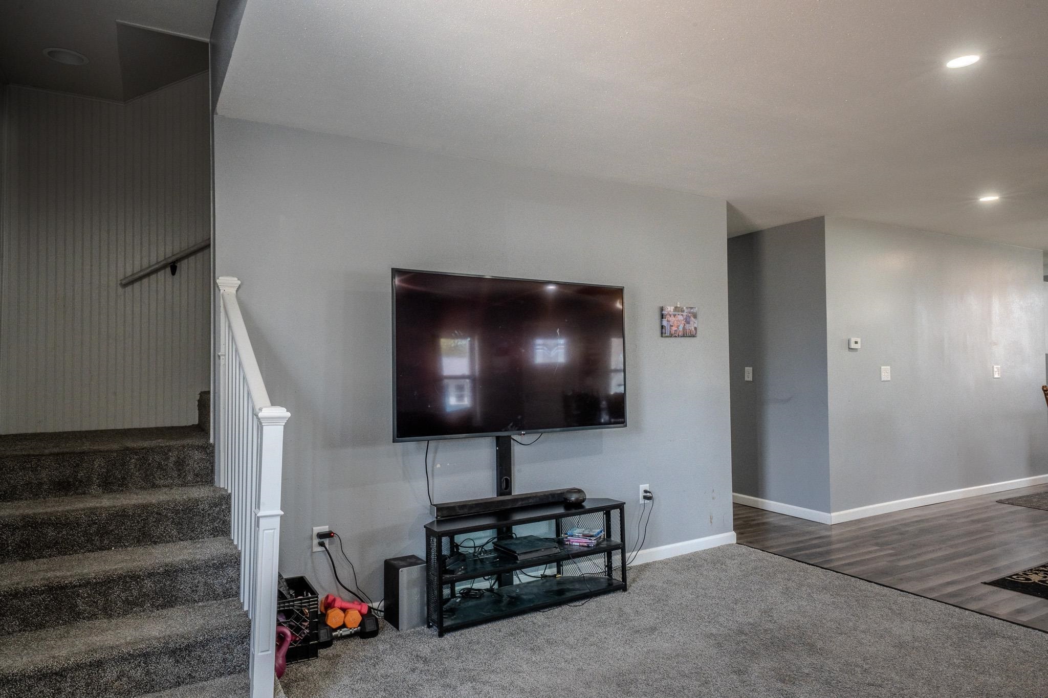 1013 9th Avenue Property Photo 7