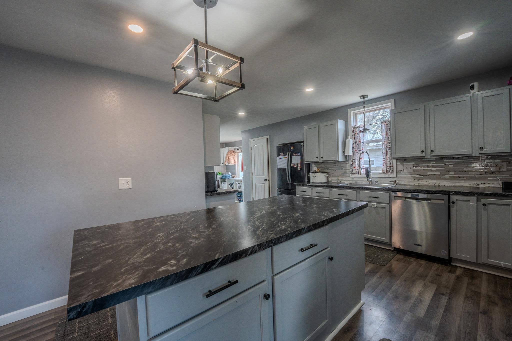 1013 9th Avenue Property Photo 11
