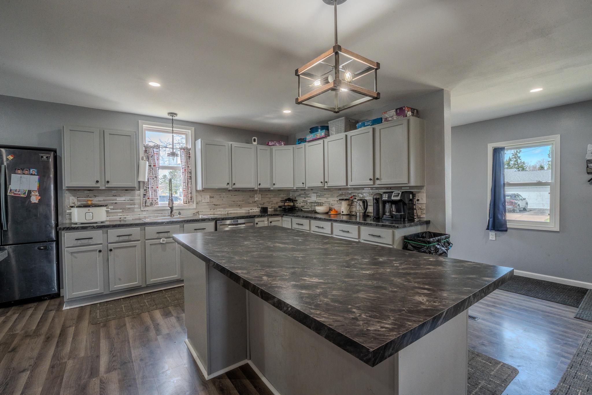 1013 9th Avenue Property Photo 12
