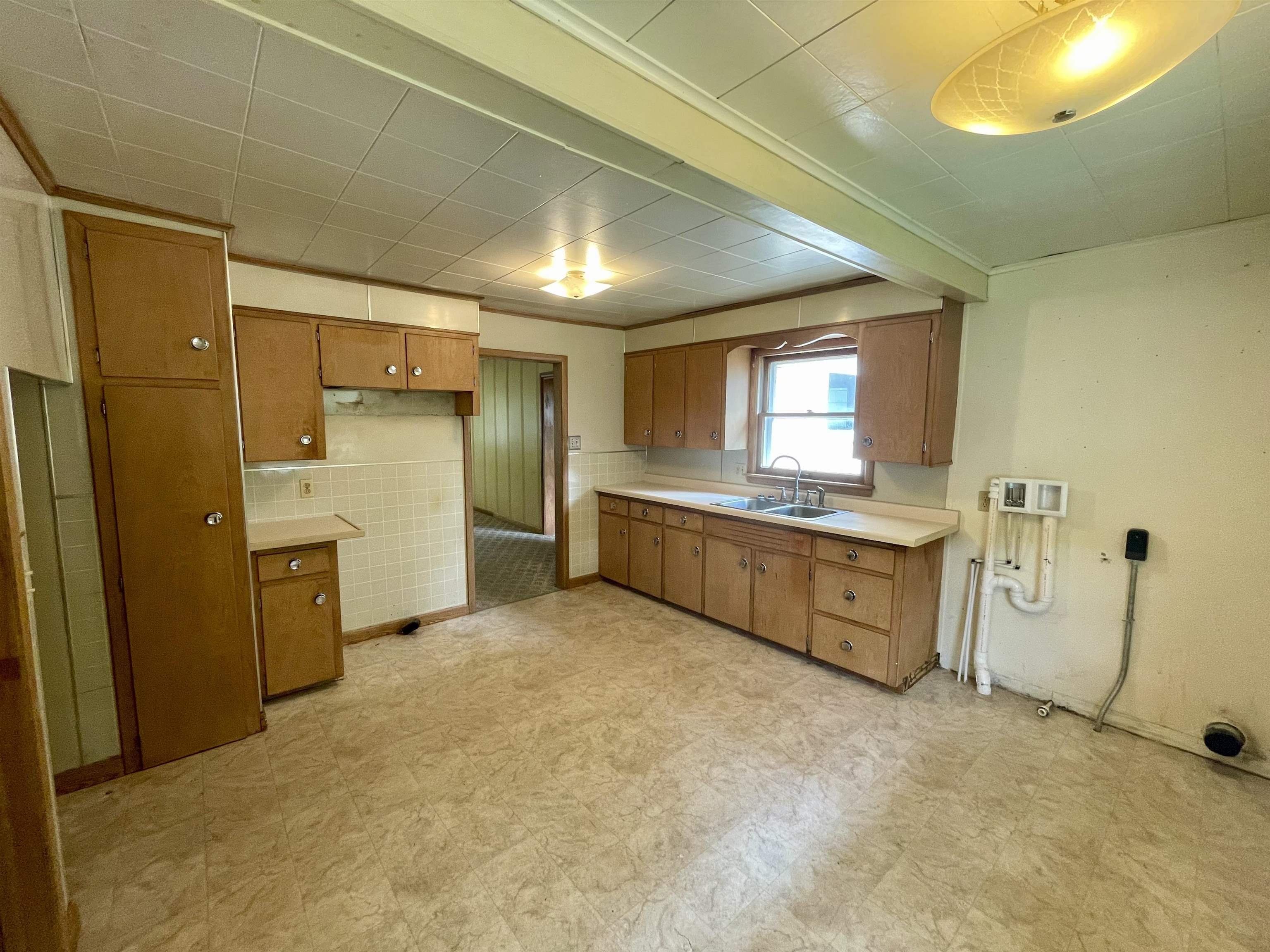 470 7th Avenue South Property Photo 10