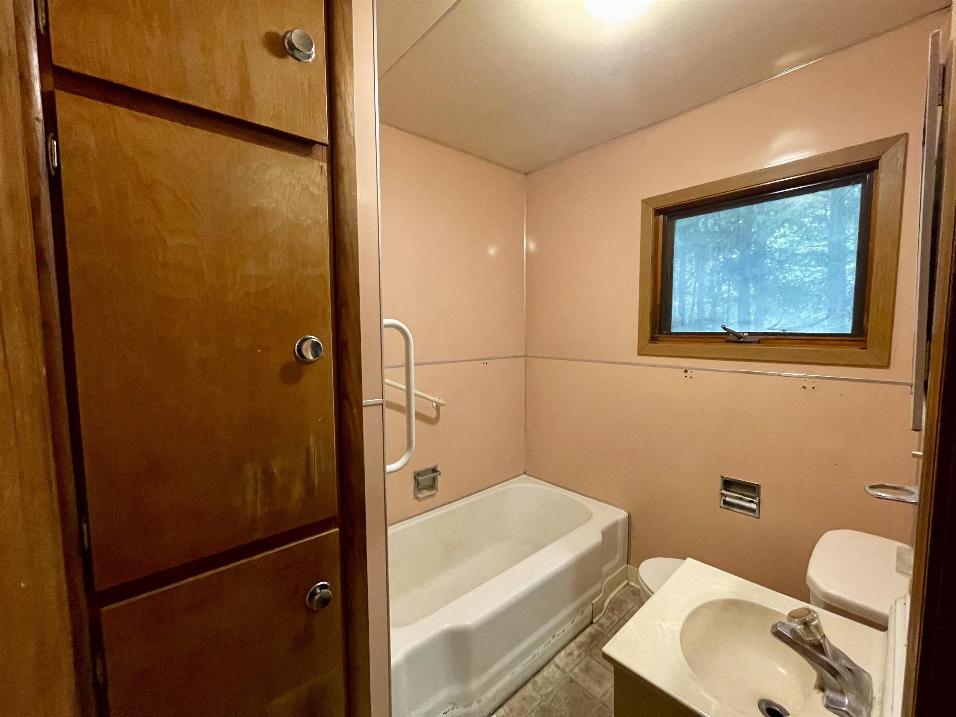 470 7th Avenue South Property Photo 12
