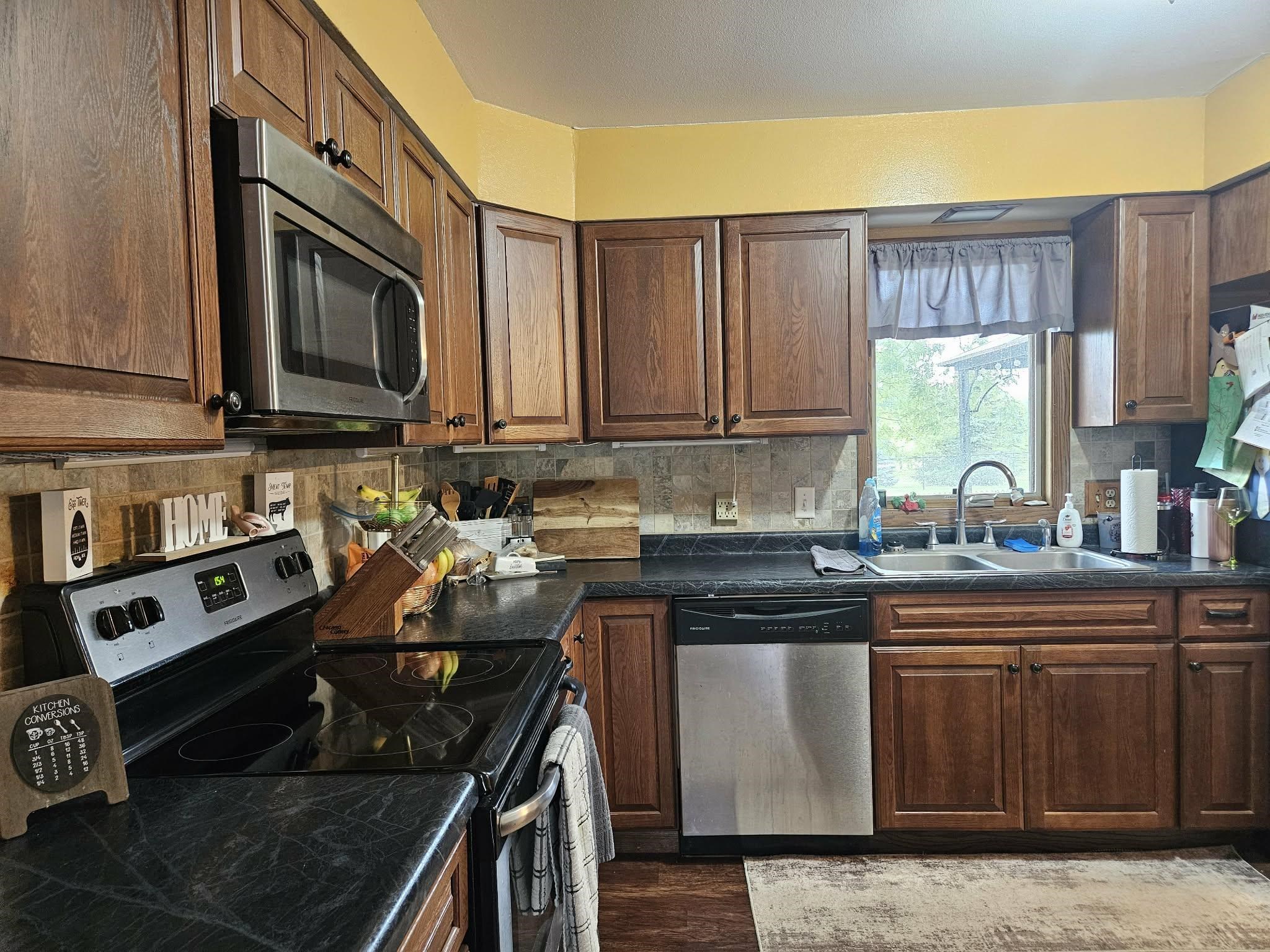 7639 Butternut Lane Property Photo 5