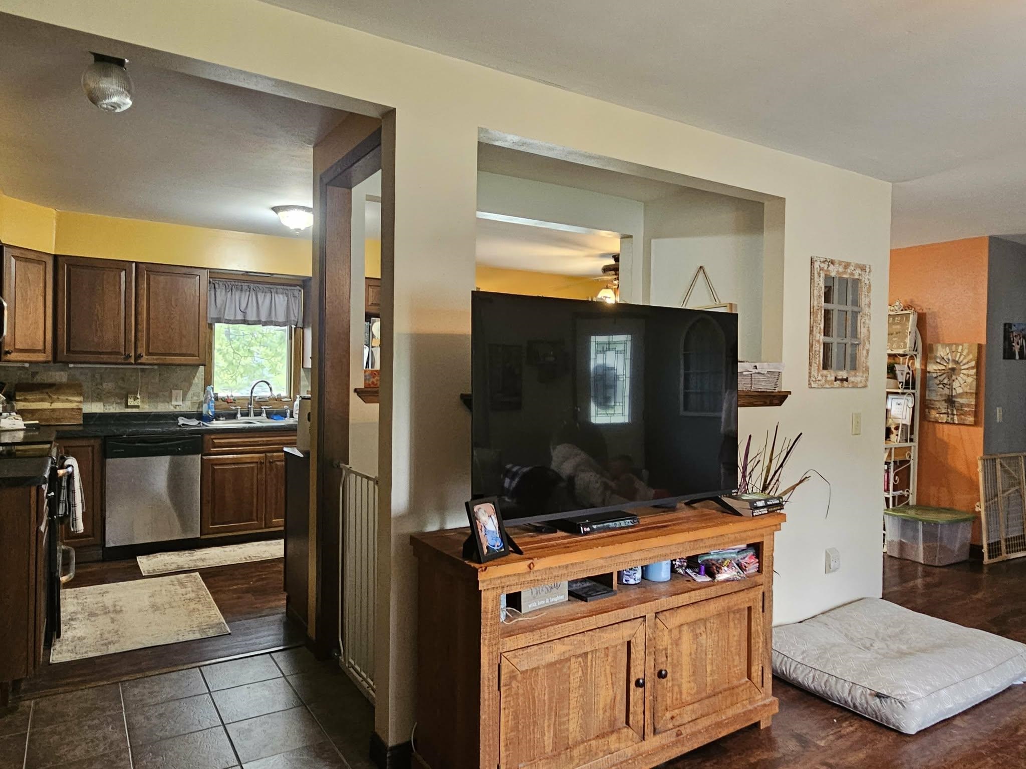 7639 Butternut Lane Property Photo 7