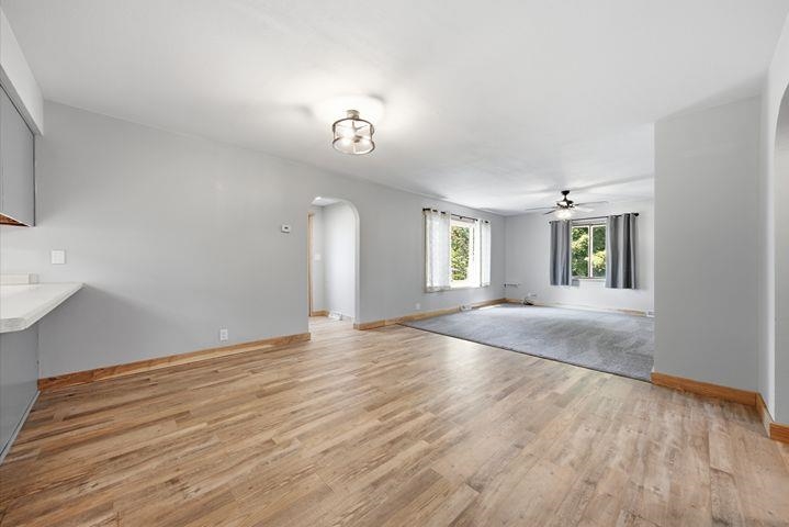 8214 Pine Street Property Photo 5