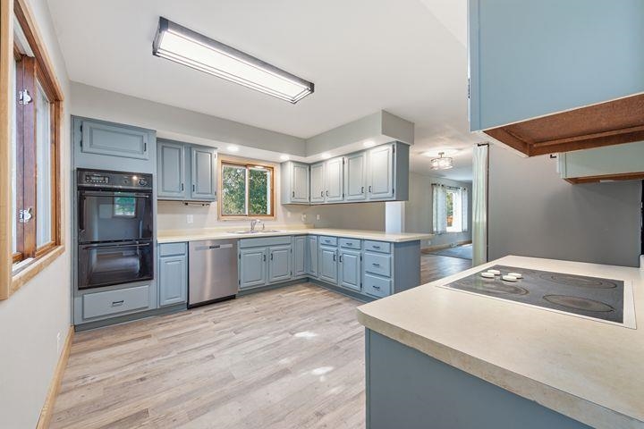 8214 Pine Street Property Photo 7