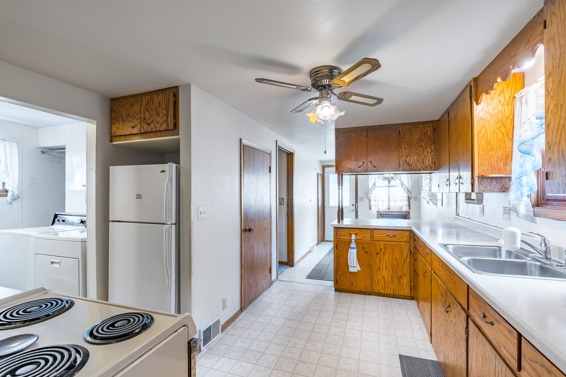 1005 S 12th Avenue Property Photo 15