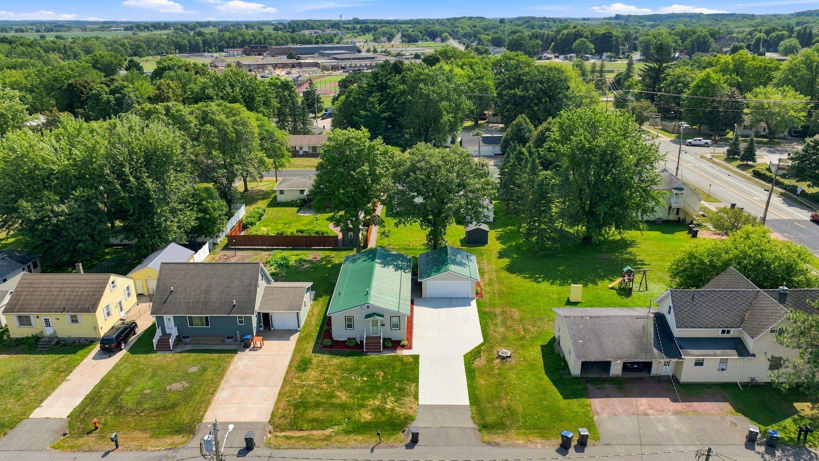 609 N Ash Avenue Property Photo 22