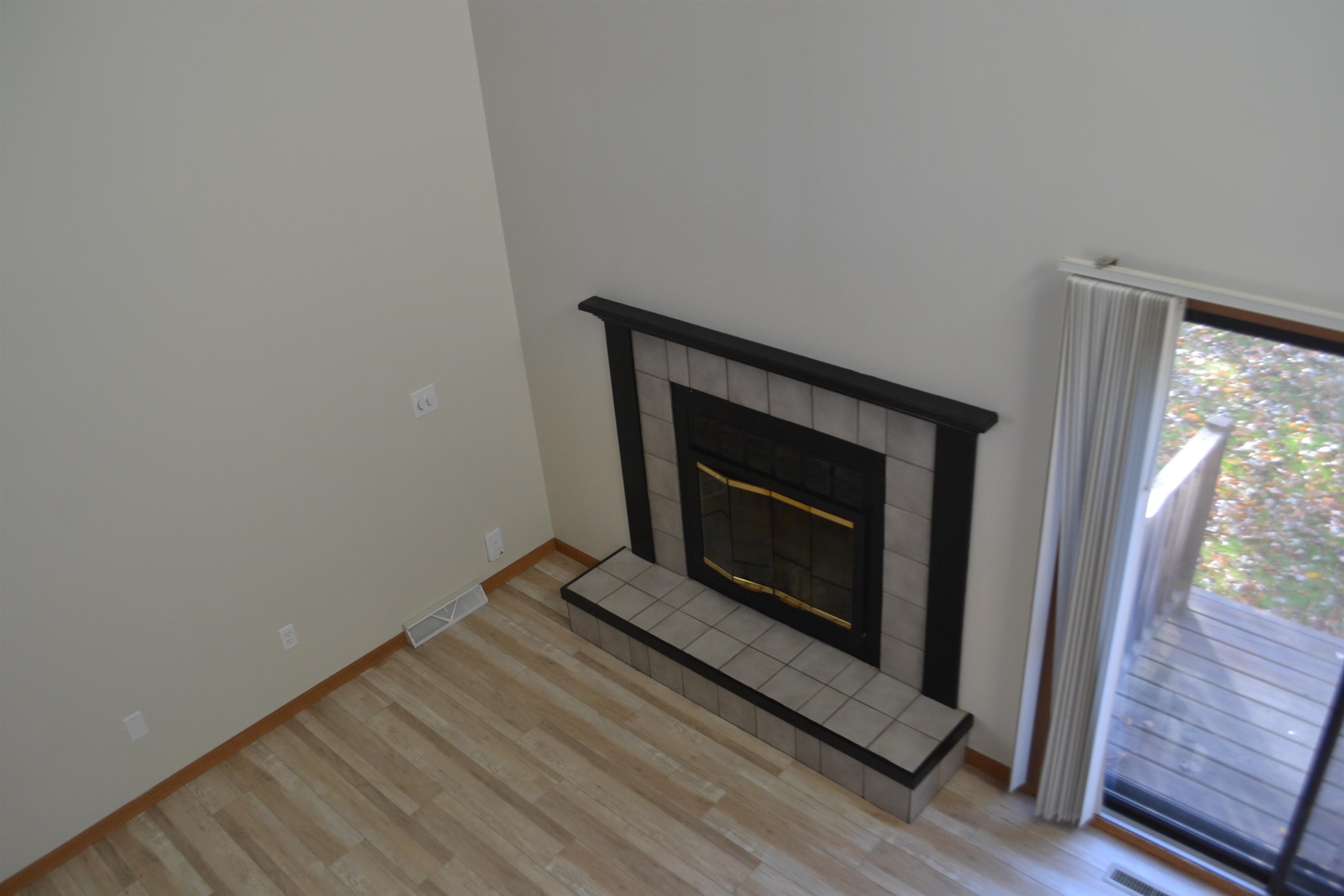 3207 Eau Claire Avenue Property Photo 11
