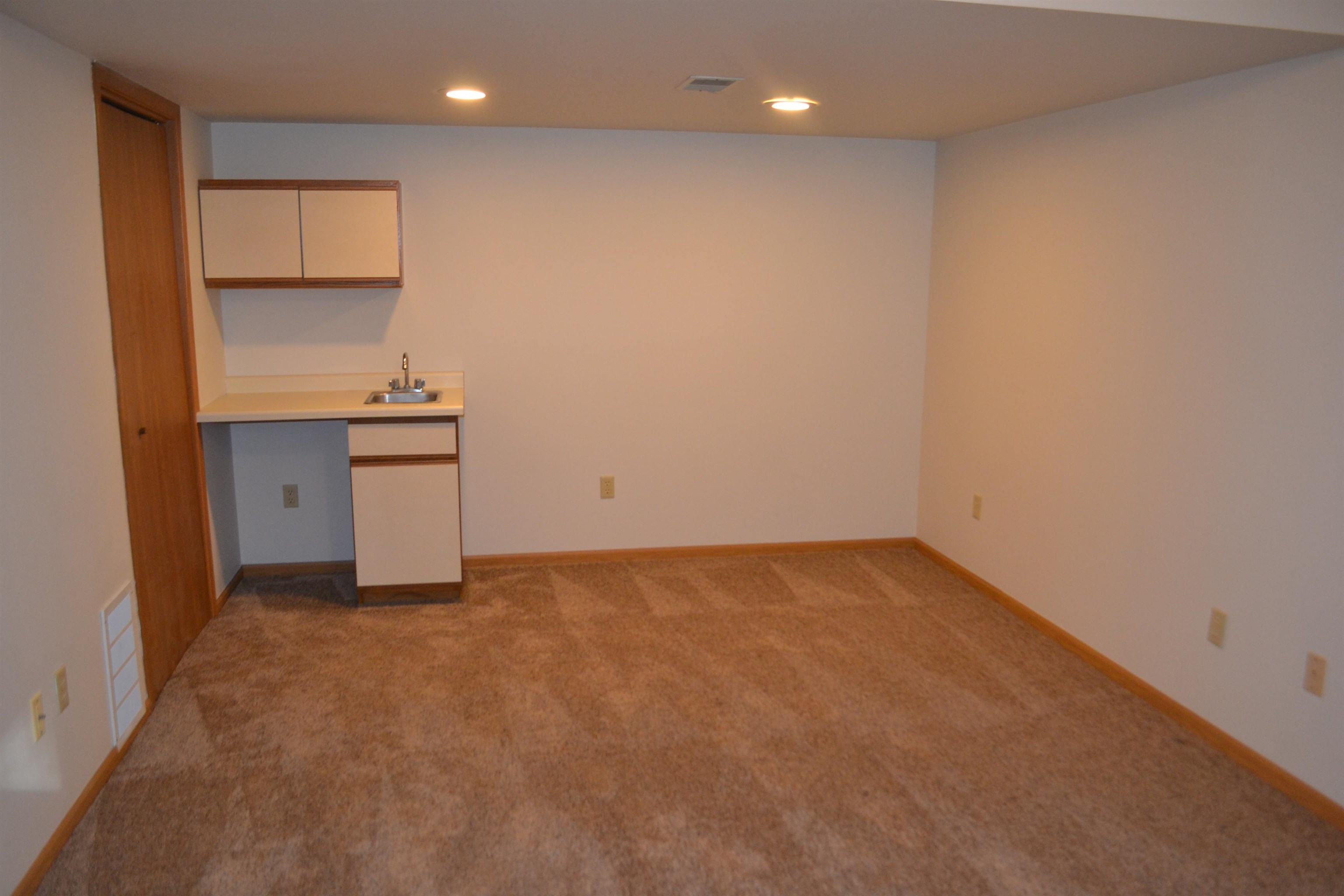 3207 Eau Claire Avenue Property Photo 18