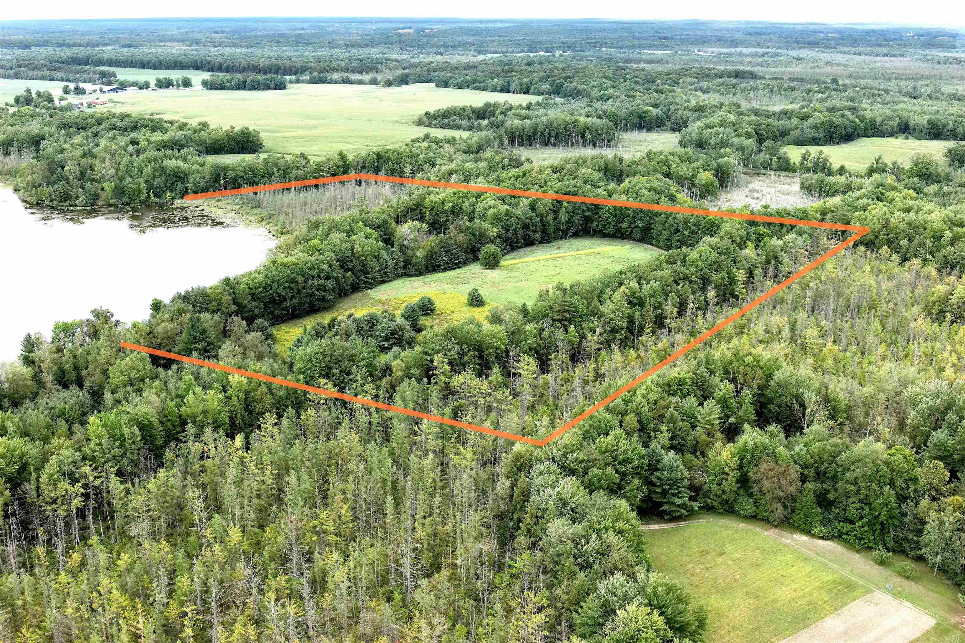 On Yenter Lane Property Photo 4