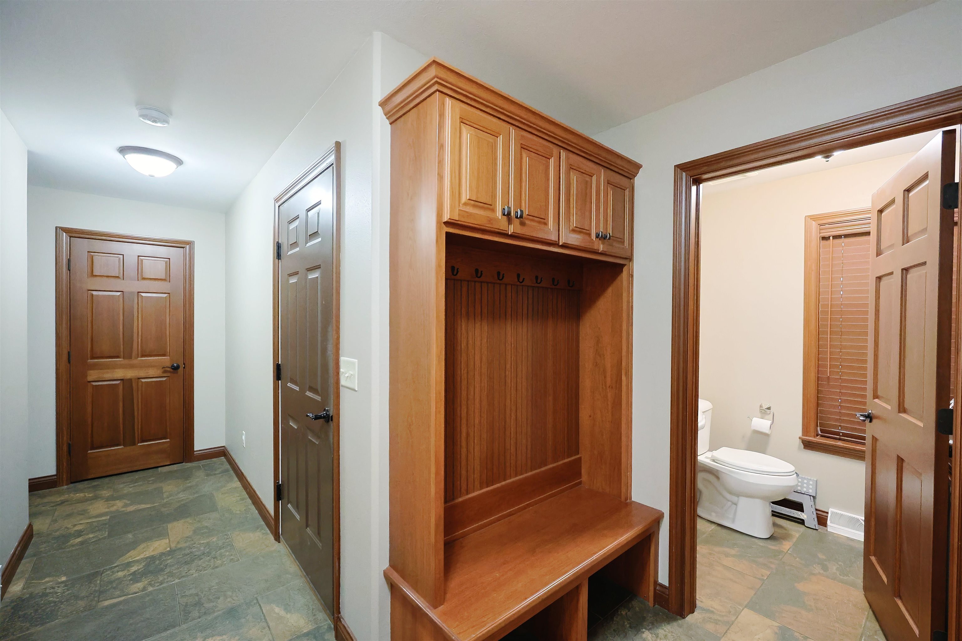 233532 & 233536 Highpoint Road Property Photo 12