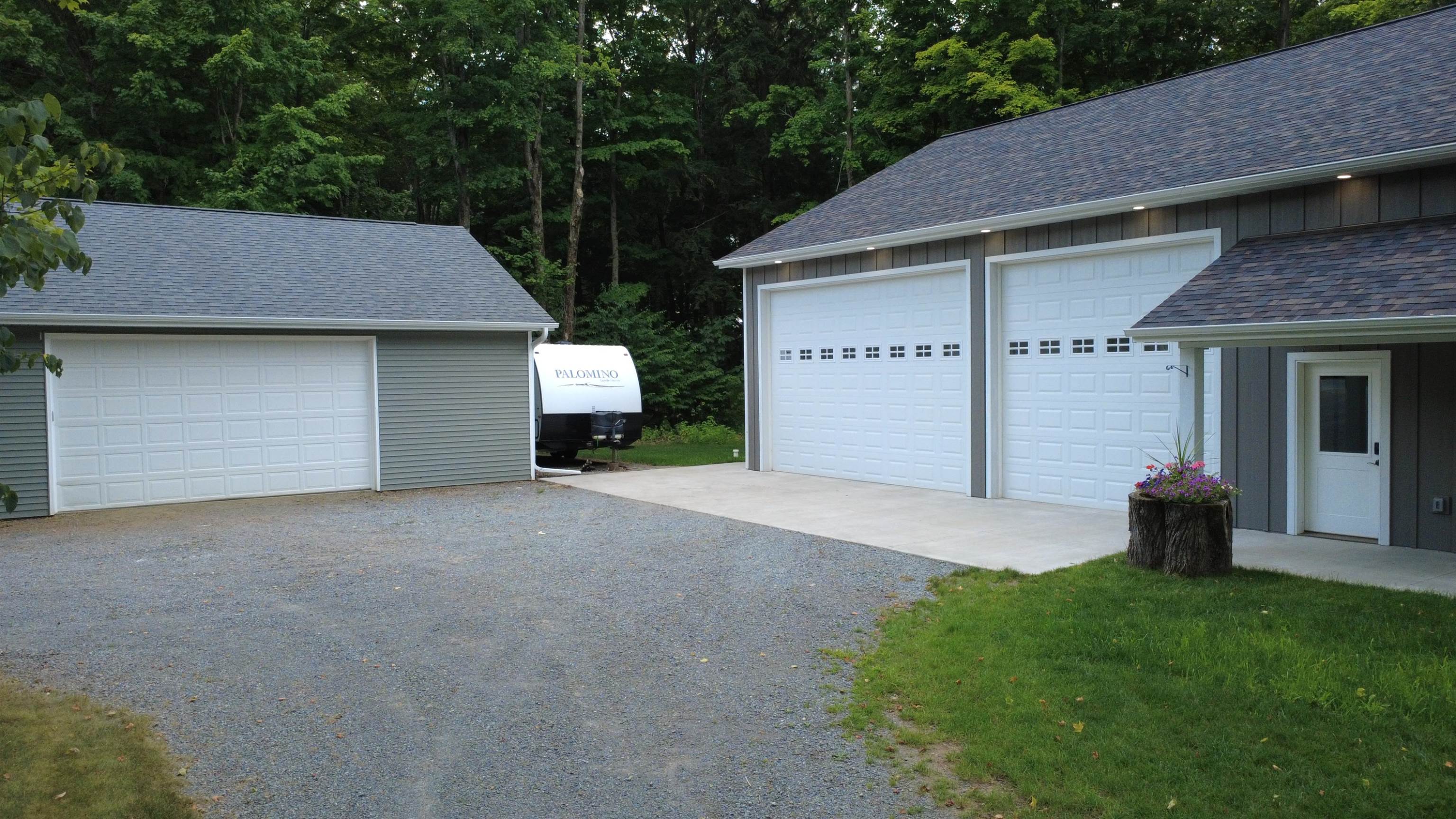 233532 & 233536 Highpoint Road Property Photo 59