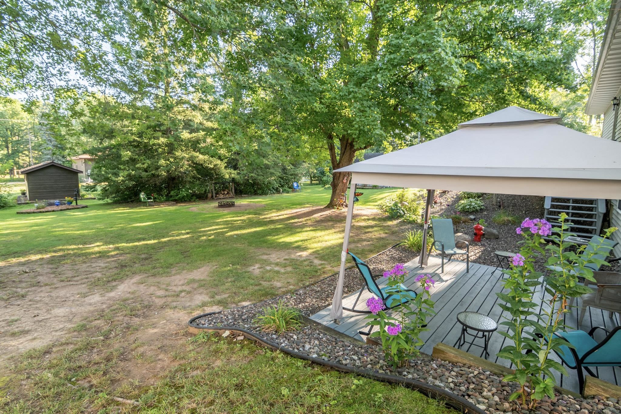 565 Pine Street Property Photo 6