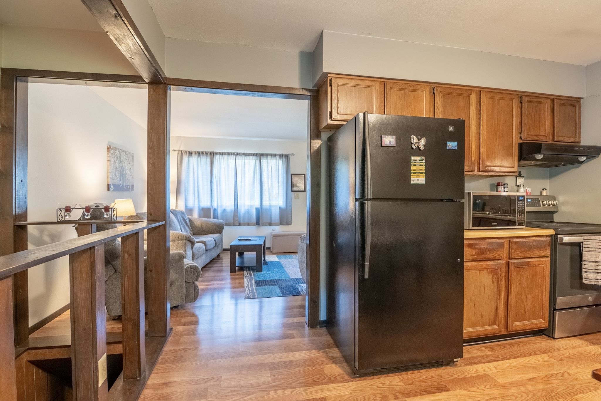 565 Pine Street Property Photo 10