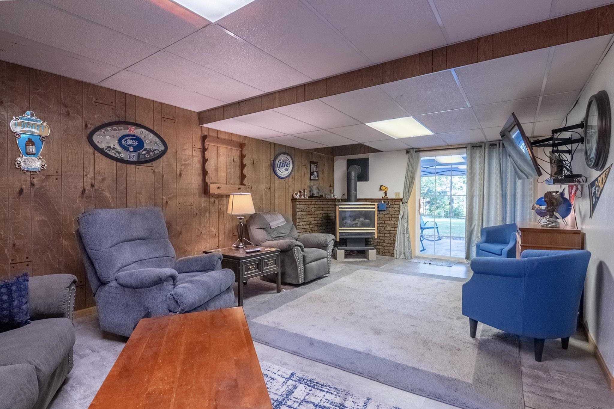 565 Pine Street Property Photo 19