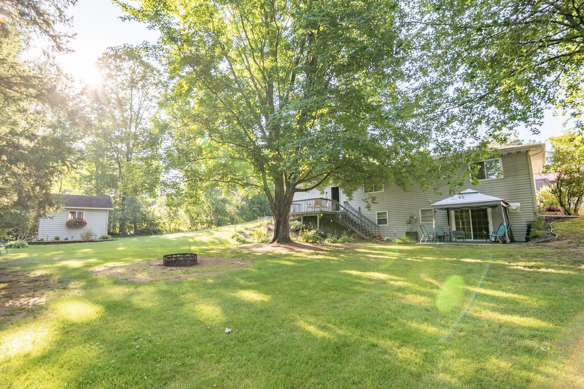 565 Pine Street Property Photo 24
