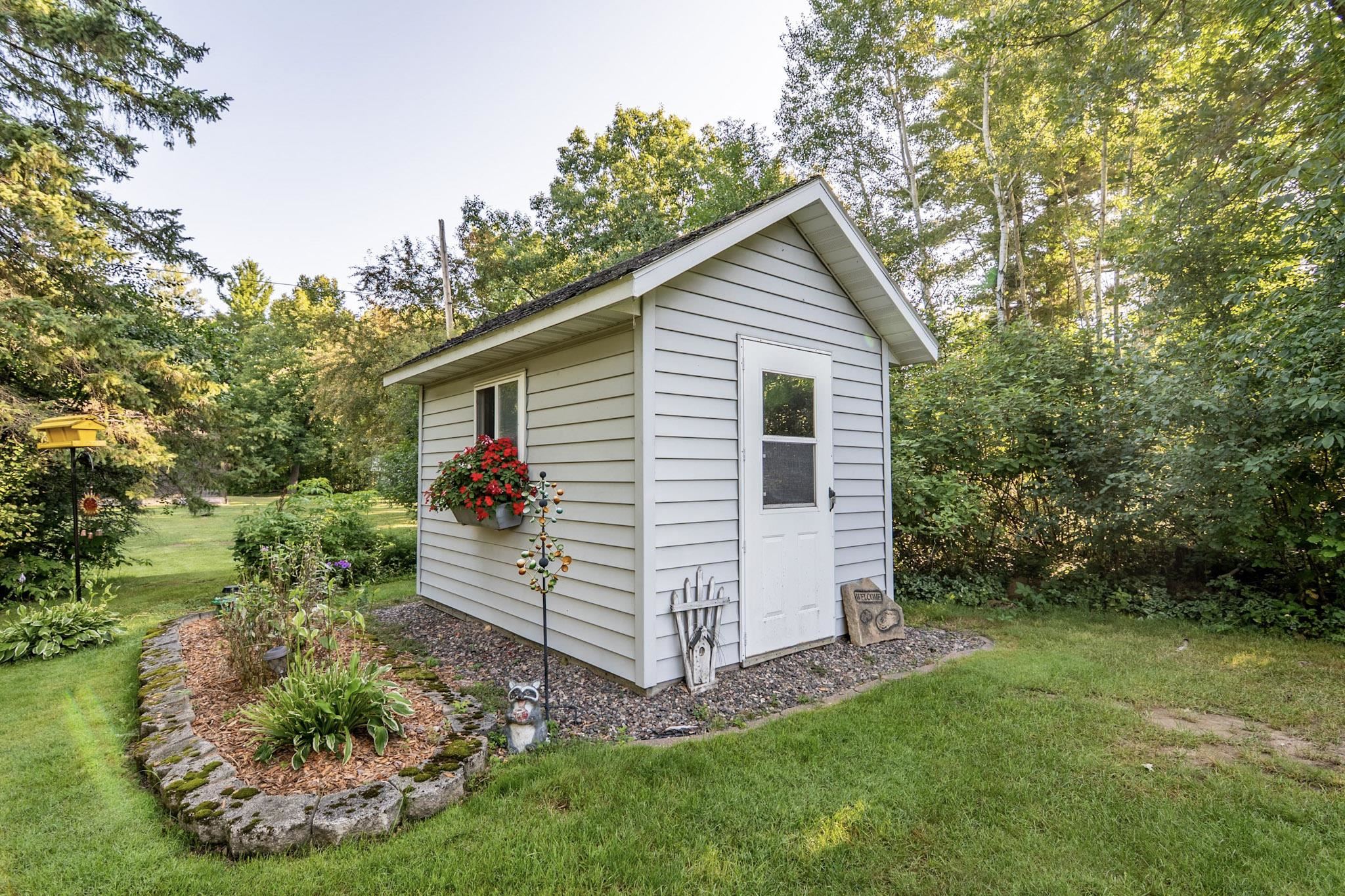 565 Pine Street Property Photo 26