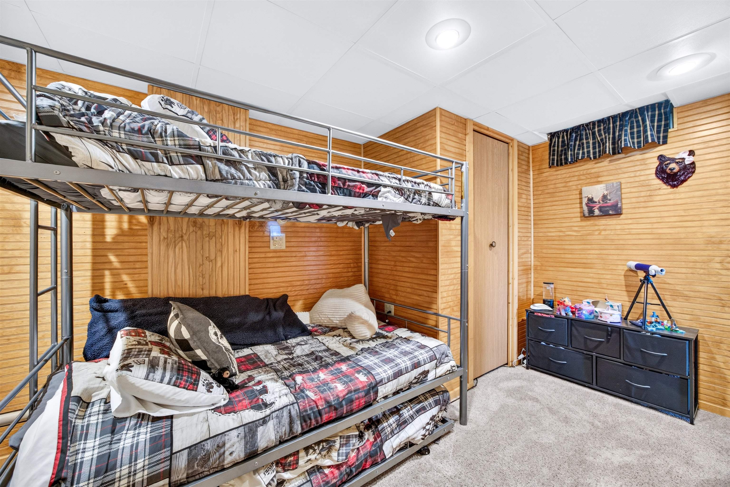 1089 Kings Way Property Photo 44