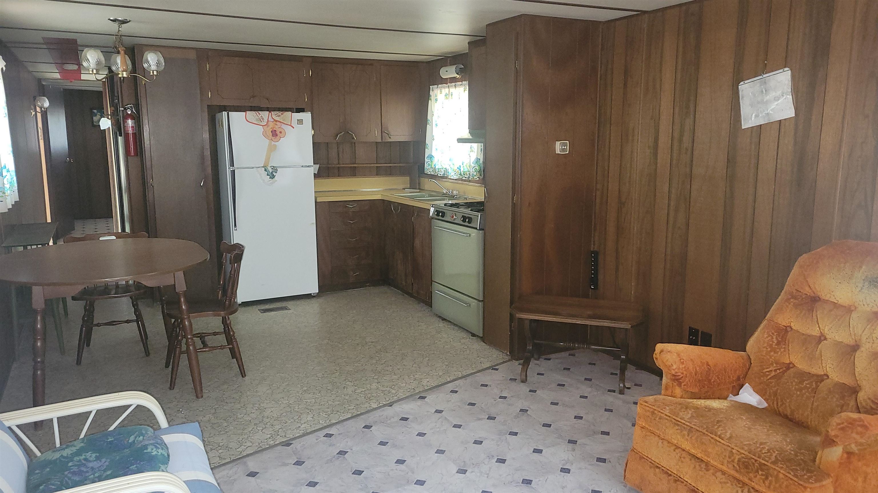15368 Grindle Oak Drive Property Photo 4