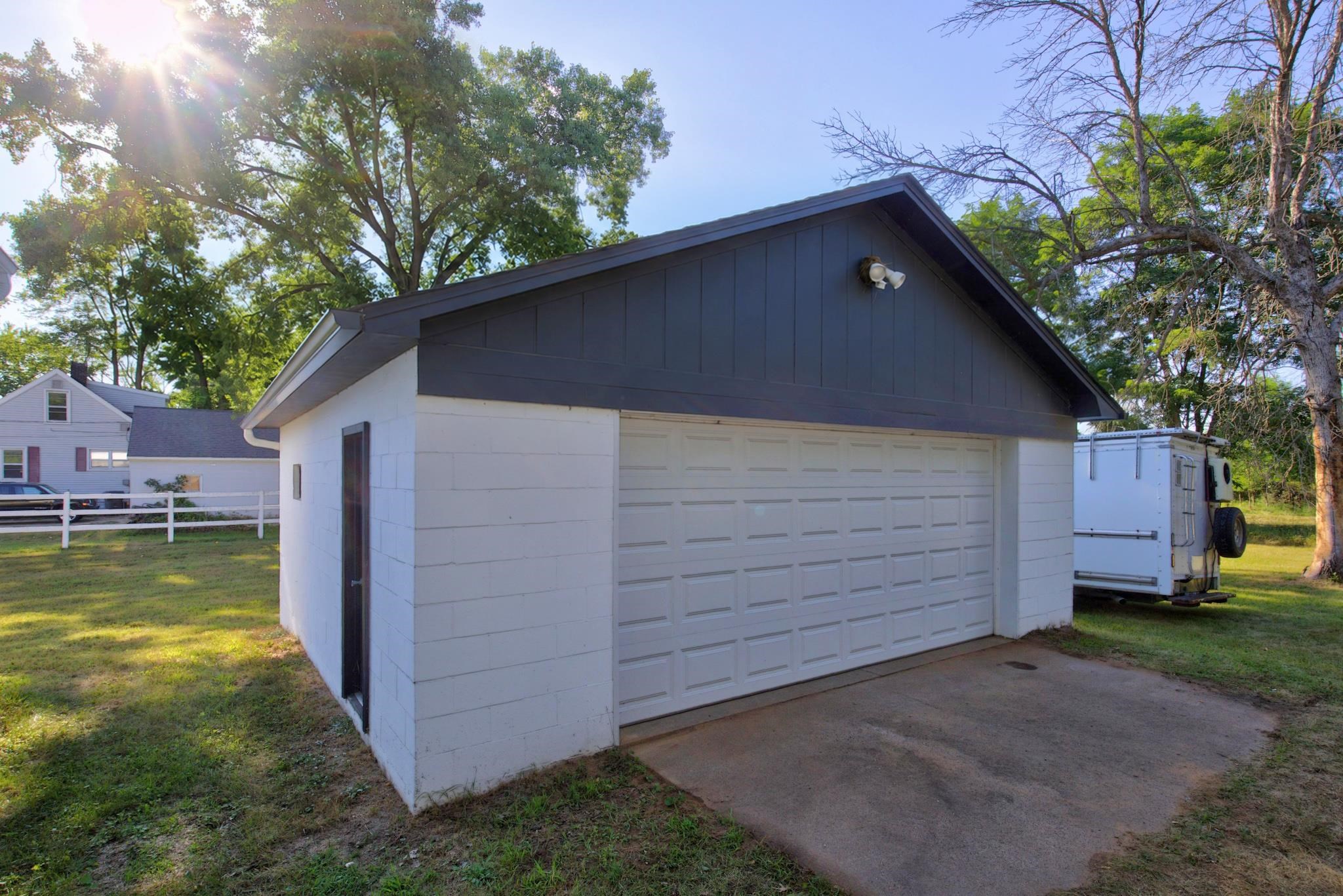 122 Cranmoor Road Property Photo 32