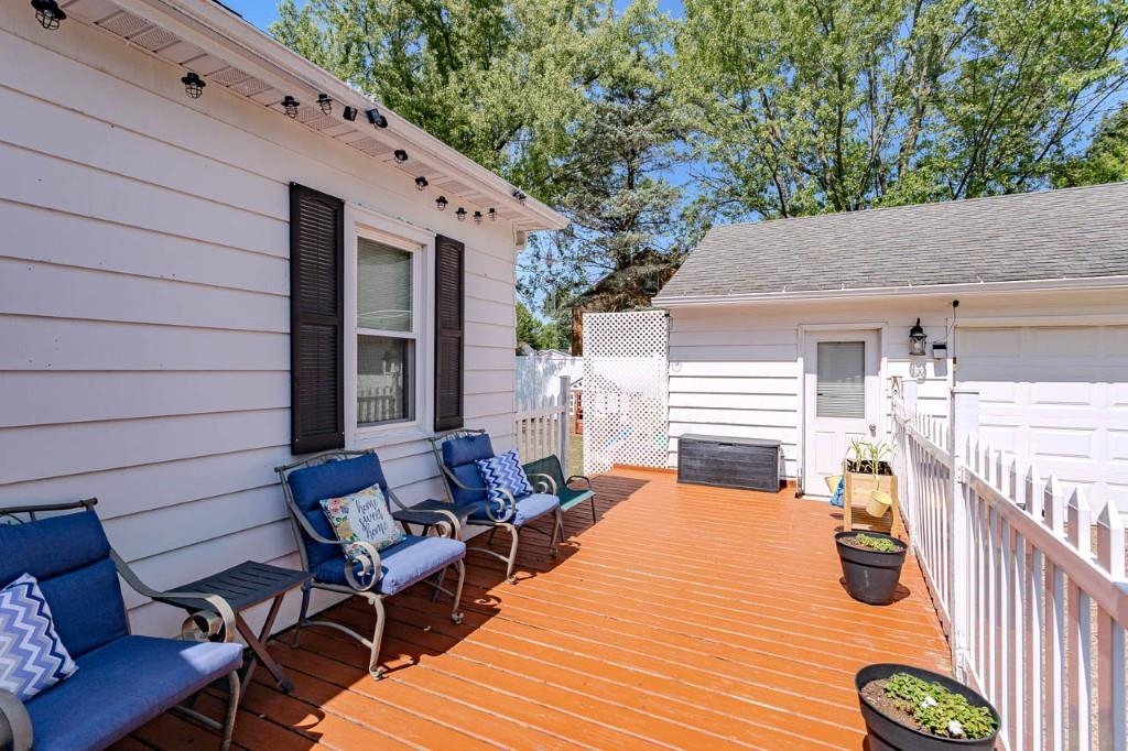 519 Kamke Street Property Photo 44