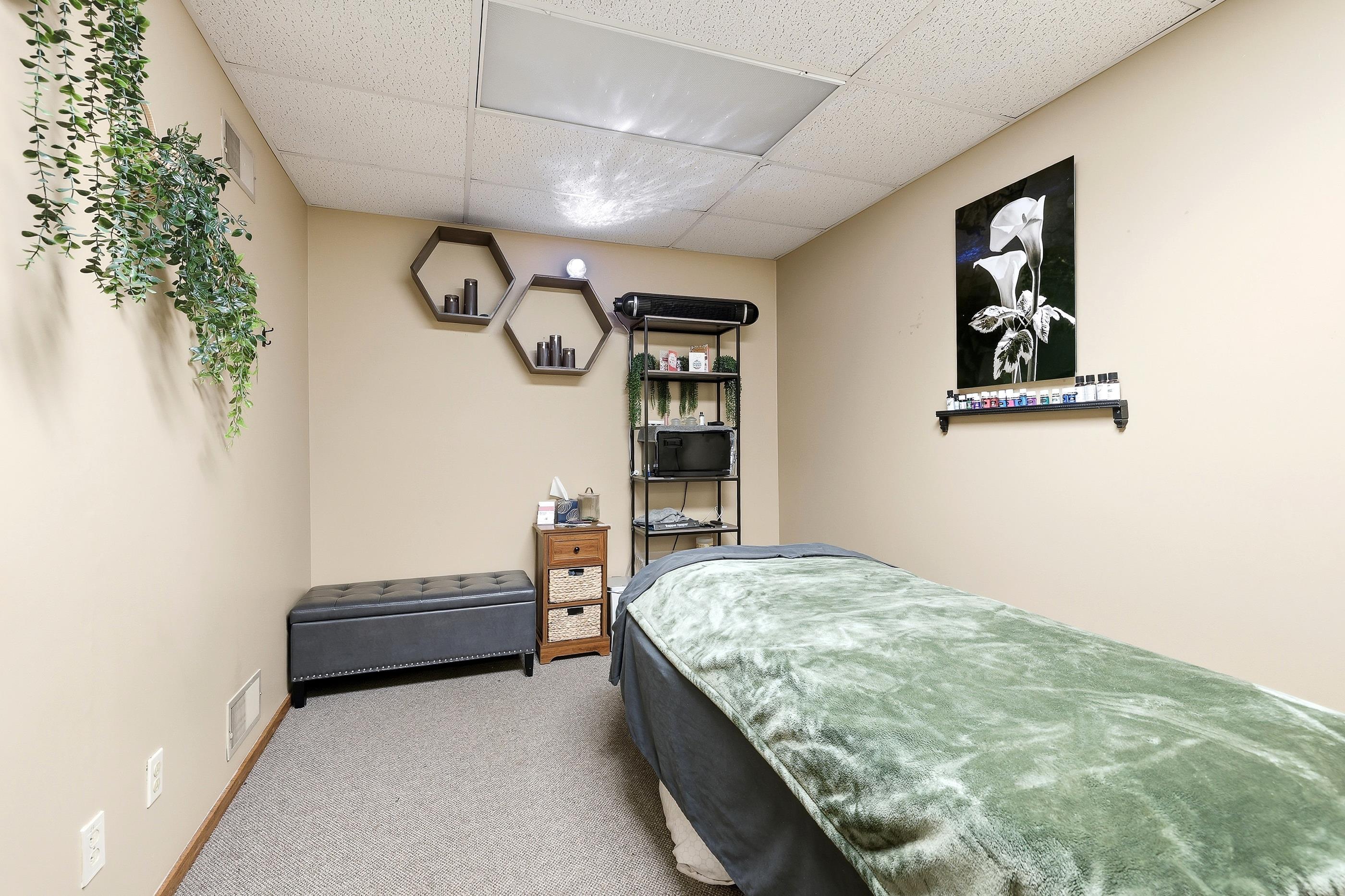 1840 Post Road Property Photo 16