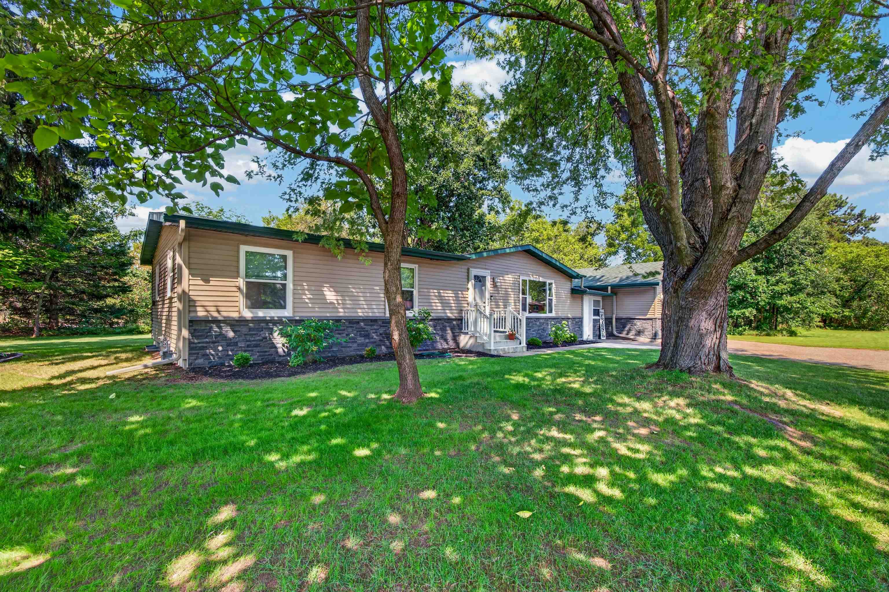1904 Berlik Street Property Photo 3