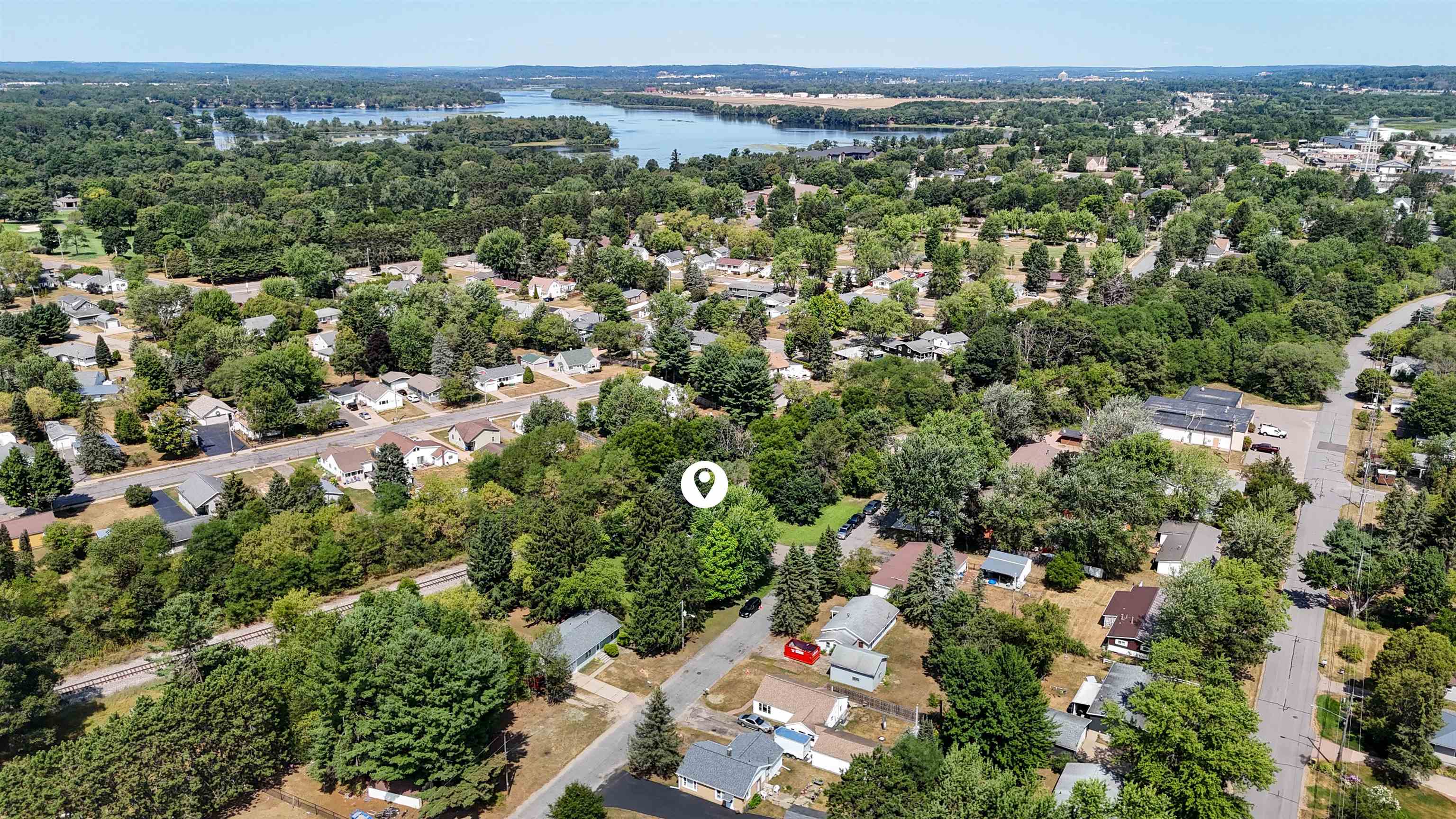 1904 Berlik Street Property Photo 33