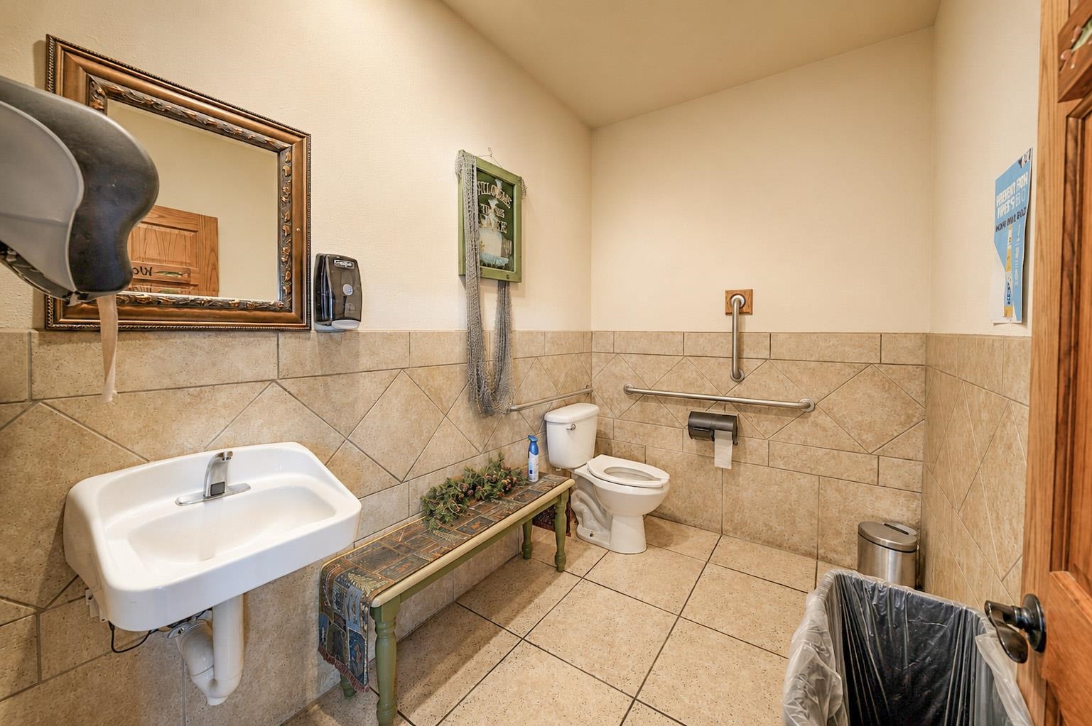 215439 N Shore Drive Property Photo 16