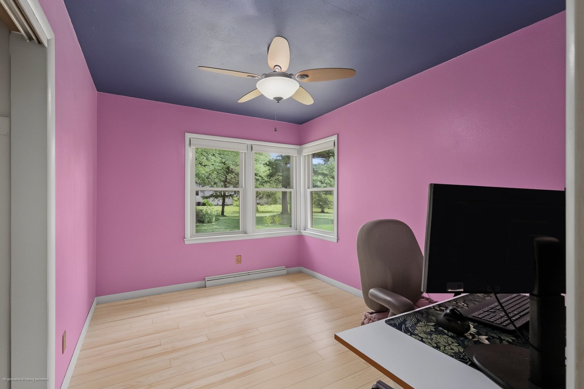 1613 N Peach Avenue Property Photo 18